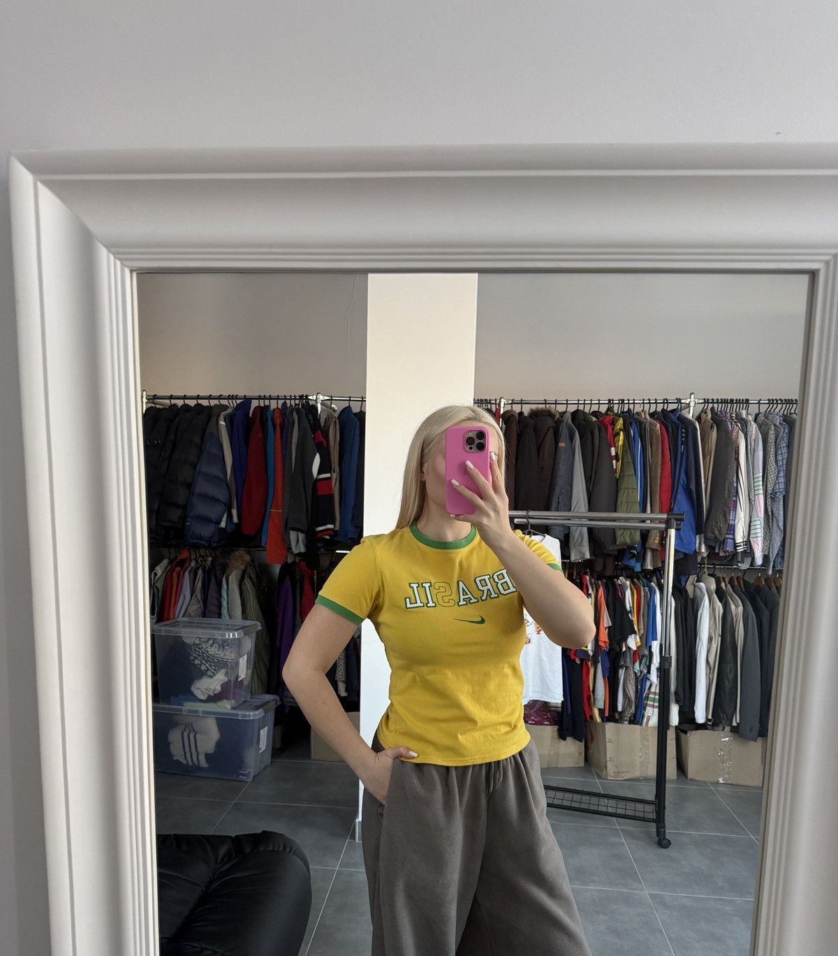 Nike Vintage Nike Brazil Brasil Women T-Shirt Size M Size M / US 6-8 / IT 42-44 - 2 Thumbnail