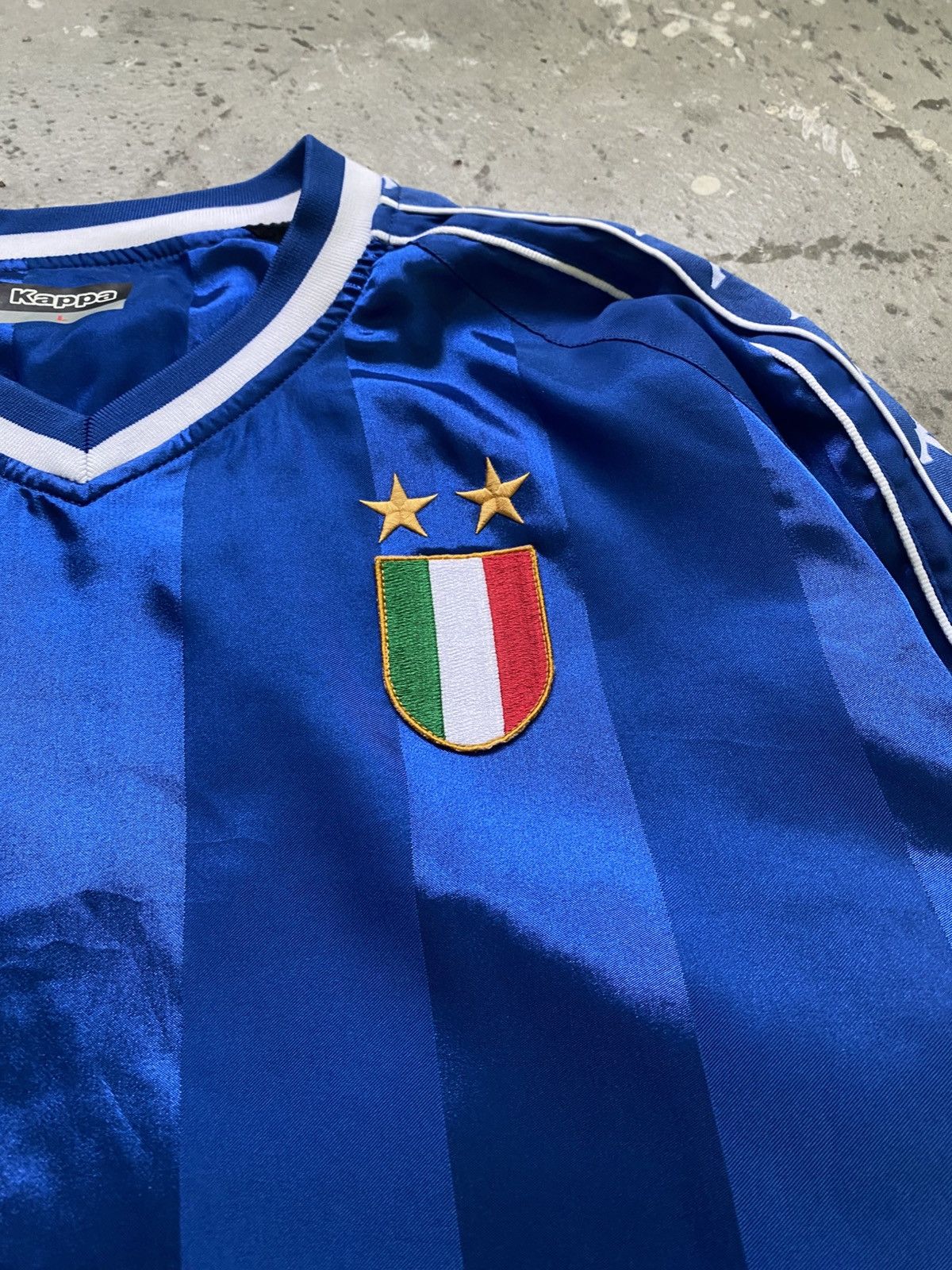 Kappa Vintage Kappa Italy Side Tape V Neck Jersey Size US L / EU 52-54 / 3 - 6 Thumbnail
