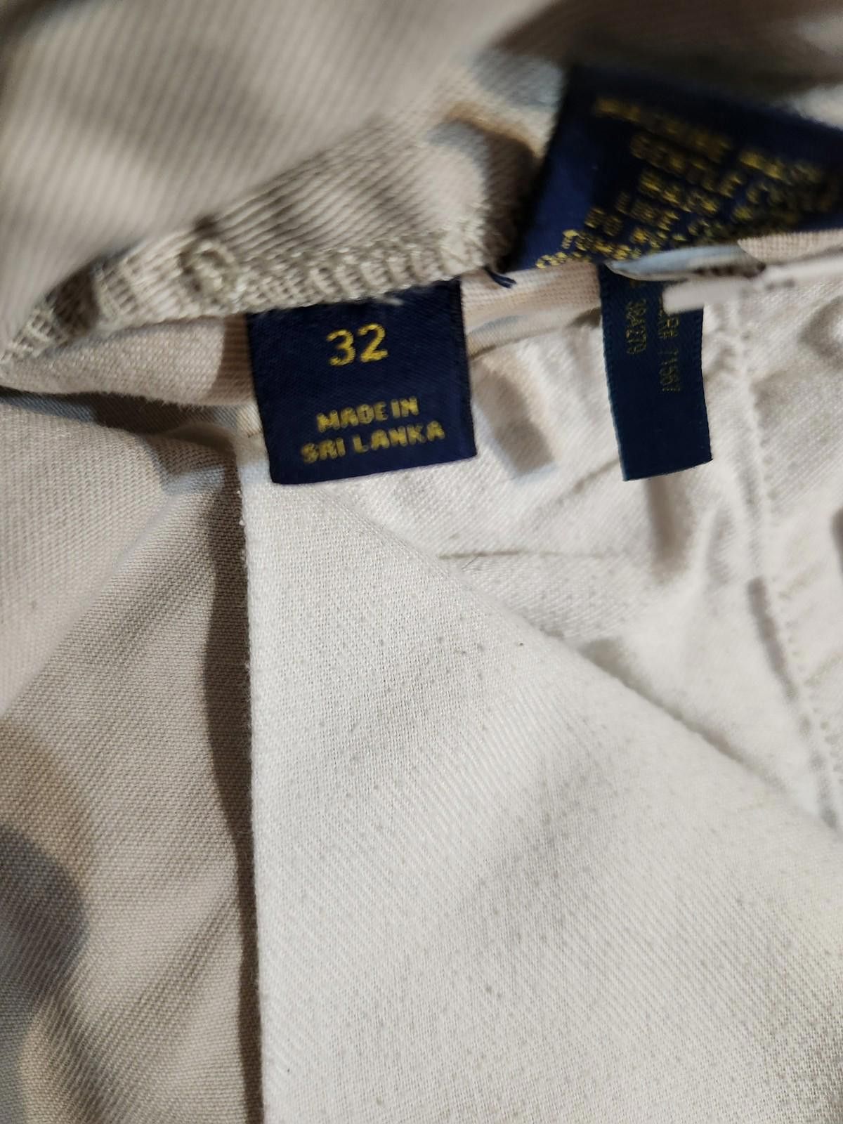 Polo Ralph Lauren Polo Ralph Lauren Beige Tan Chino Shorts Classic Fit 32 x 9 Size US 32 / EU 48 - 3 Thumbnail