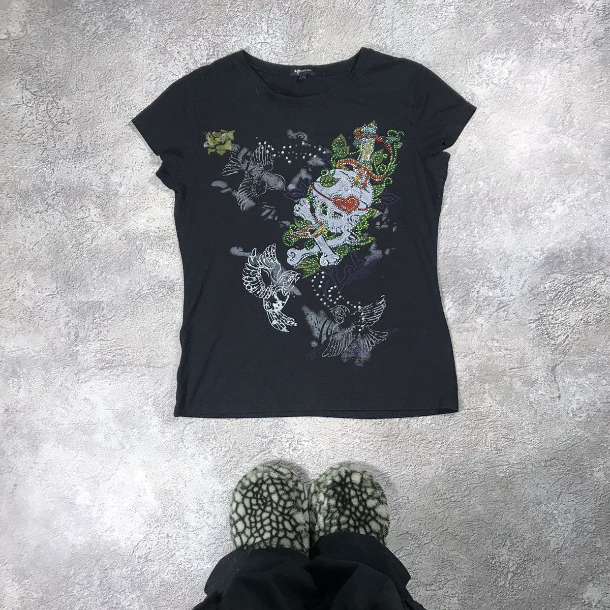 Vintage Vintage Y2K Graphic Tee Skulls Abstract Art Grunge Streetwea Size M / US 6-8 / IT 42-44 - 1 Thumbnail