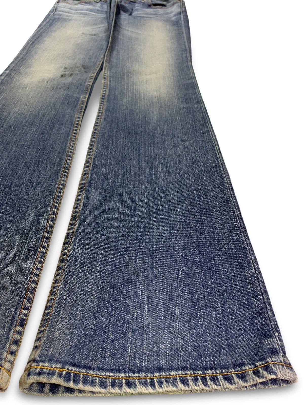 Japanese Brand SALES🔥Vintage Japanese Brand Blue Wash Flare Style Jeans Size 29" - 7 Thumbnail