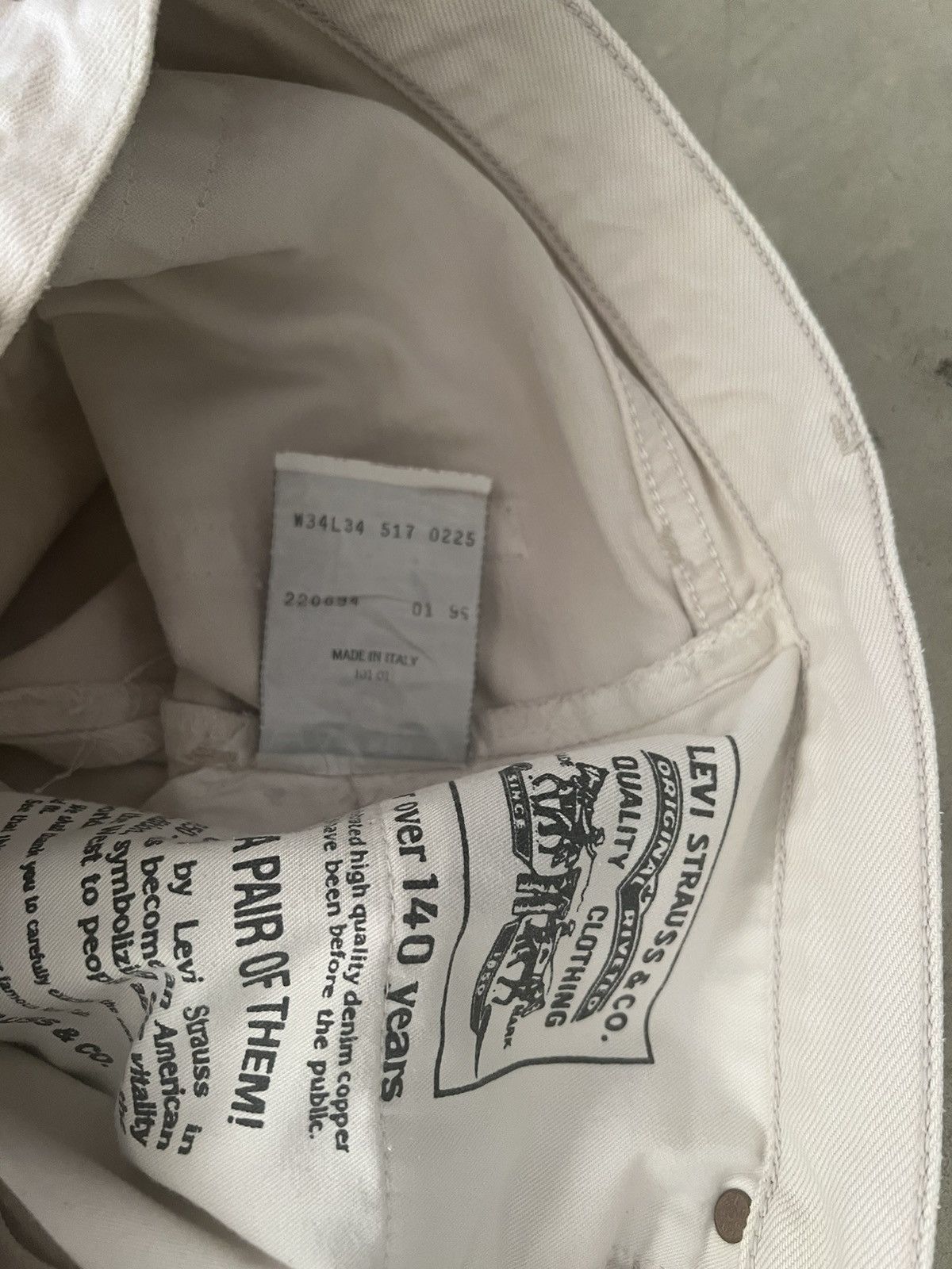 Levi's Levi’s 517 Denim Pants in Cream Size US 33 - 6 Thumbnail