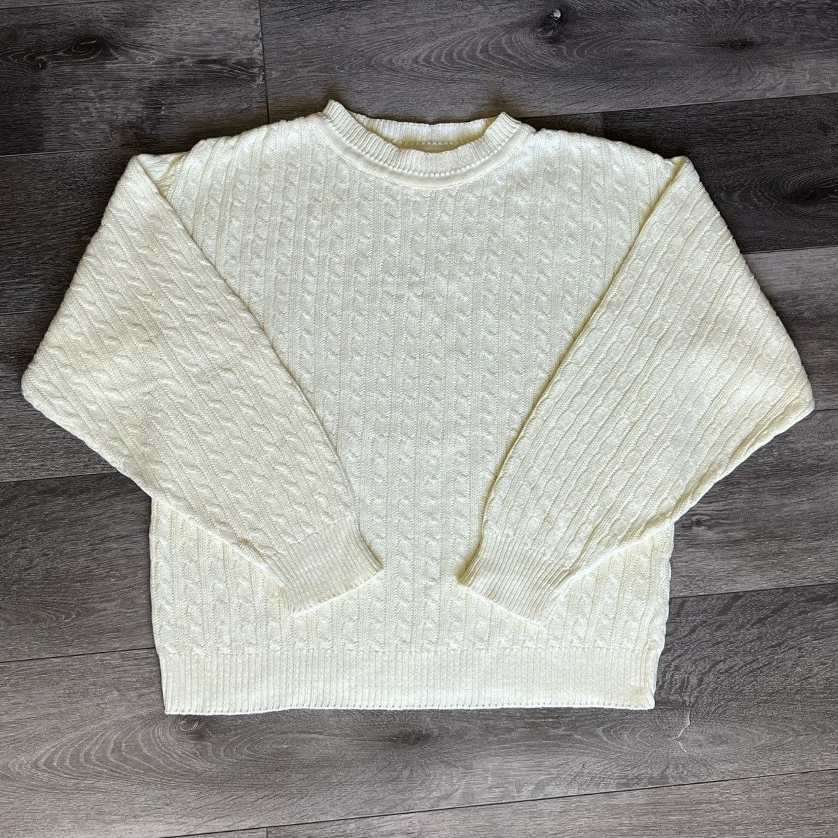 Brooks Brothers Vintage Brooks Brothers Pale Yellow Cable Knit Rope Sweater Size XS / US 0-2 / IT 36-38 - 1 Thumbnail
