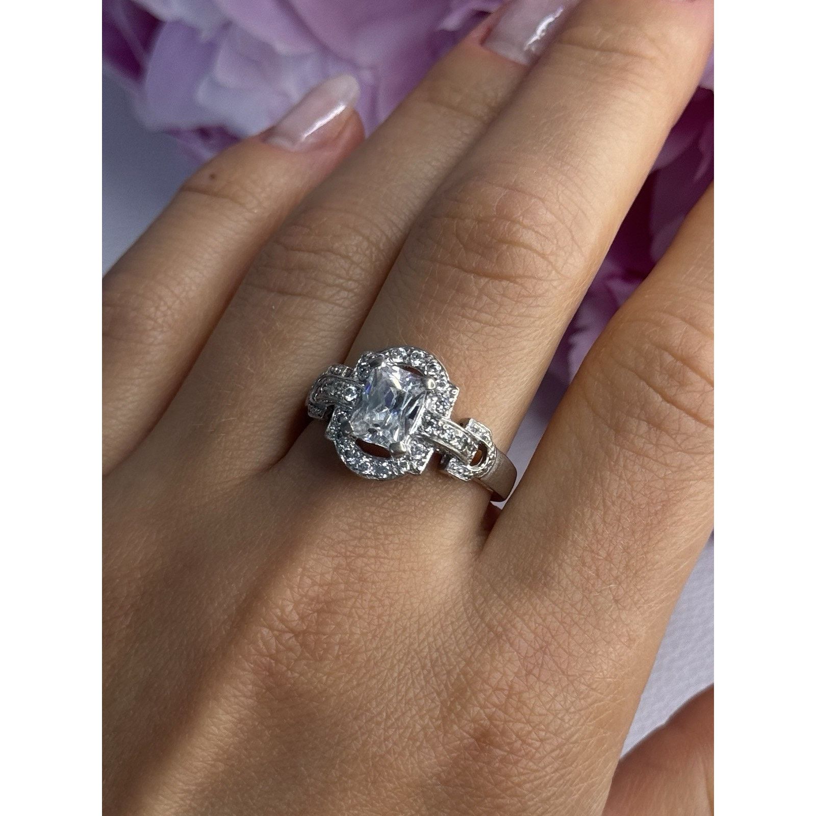 Jewelry BEAUTIFUL 925 STERLING SILVER CZ RING SIZE 10 Size ONE SIZE - 8 Thumbnail