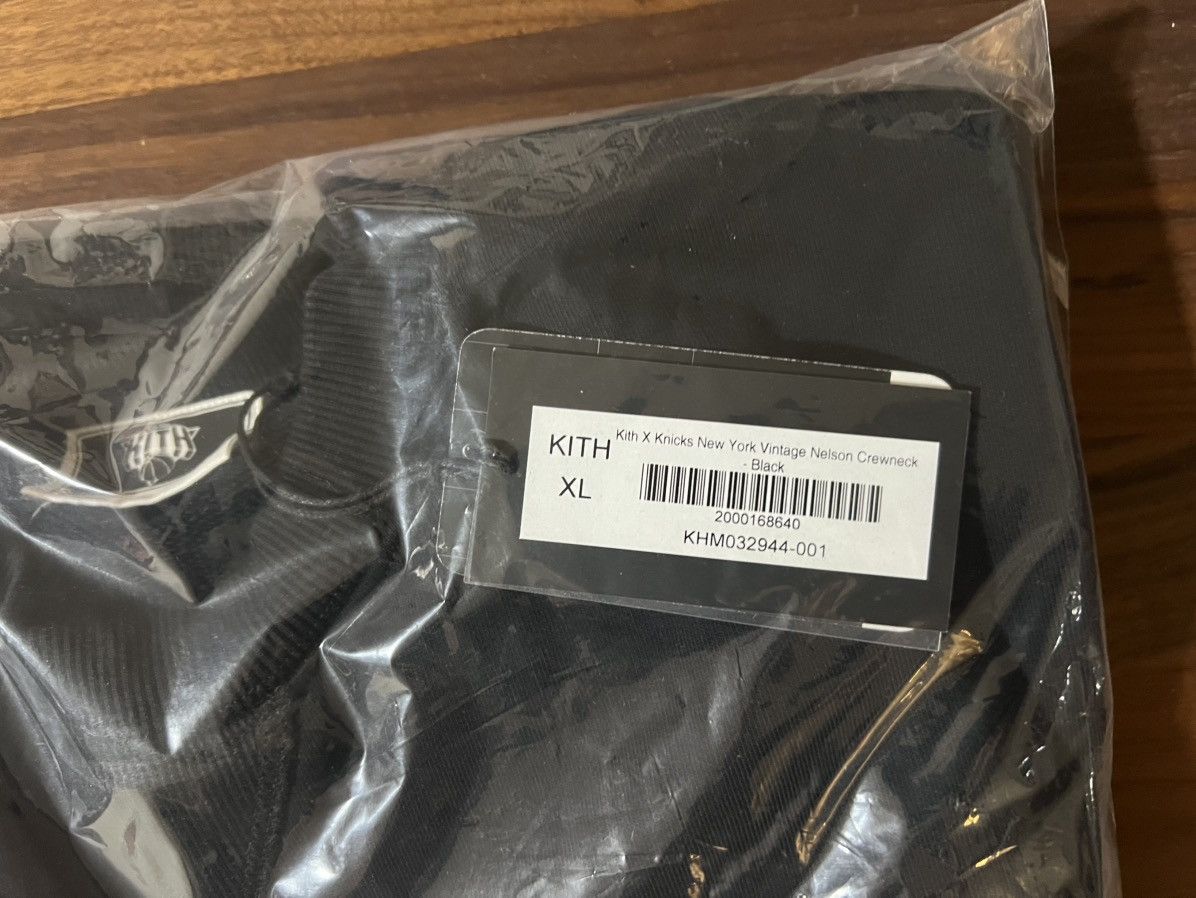 Kith Kith for the NY Knicks Vintage Nelson Crewneck Black XL Size US XL / EU 56 / 4 - 7 Thumbnail