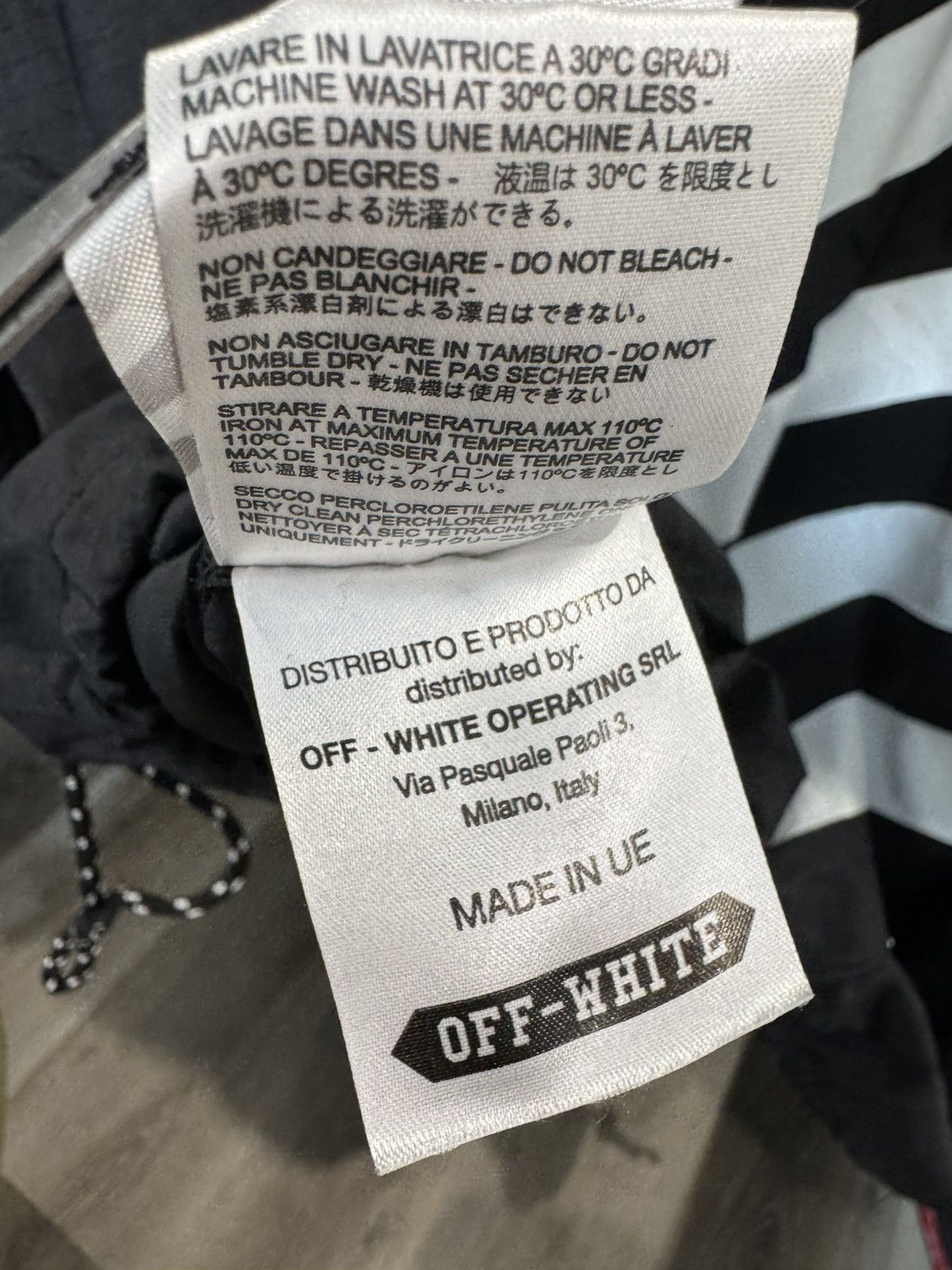 Off-White OFF-WHITE ©️2015 Aronak 1/4 zip Distressed original owner M Size US M / EU 48-50 / 2 - 12 Thumbnail