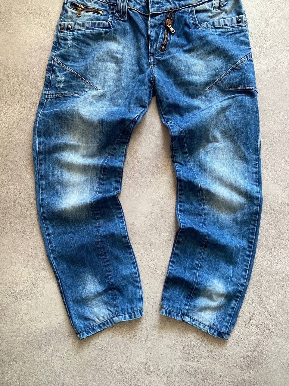 Japanese Brand Dirty pants Faded Crash denim thrashed y2k distressed jeans Size US 32 / EU 48 - 3 Thumbnail