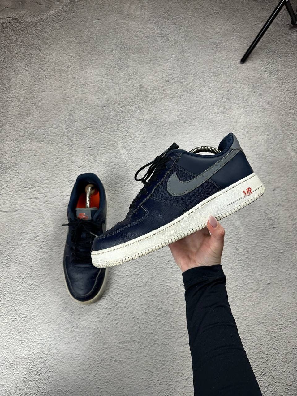 Nike Vintage Nike Air Force 1 07 LV8 Blue Orange Leather Sneakers Size US 8.5 / EU 41-42 - 4 Thumbnail