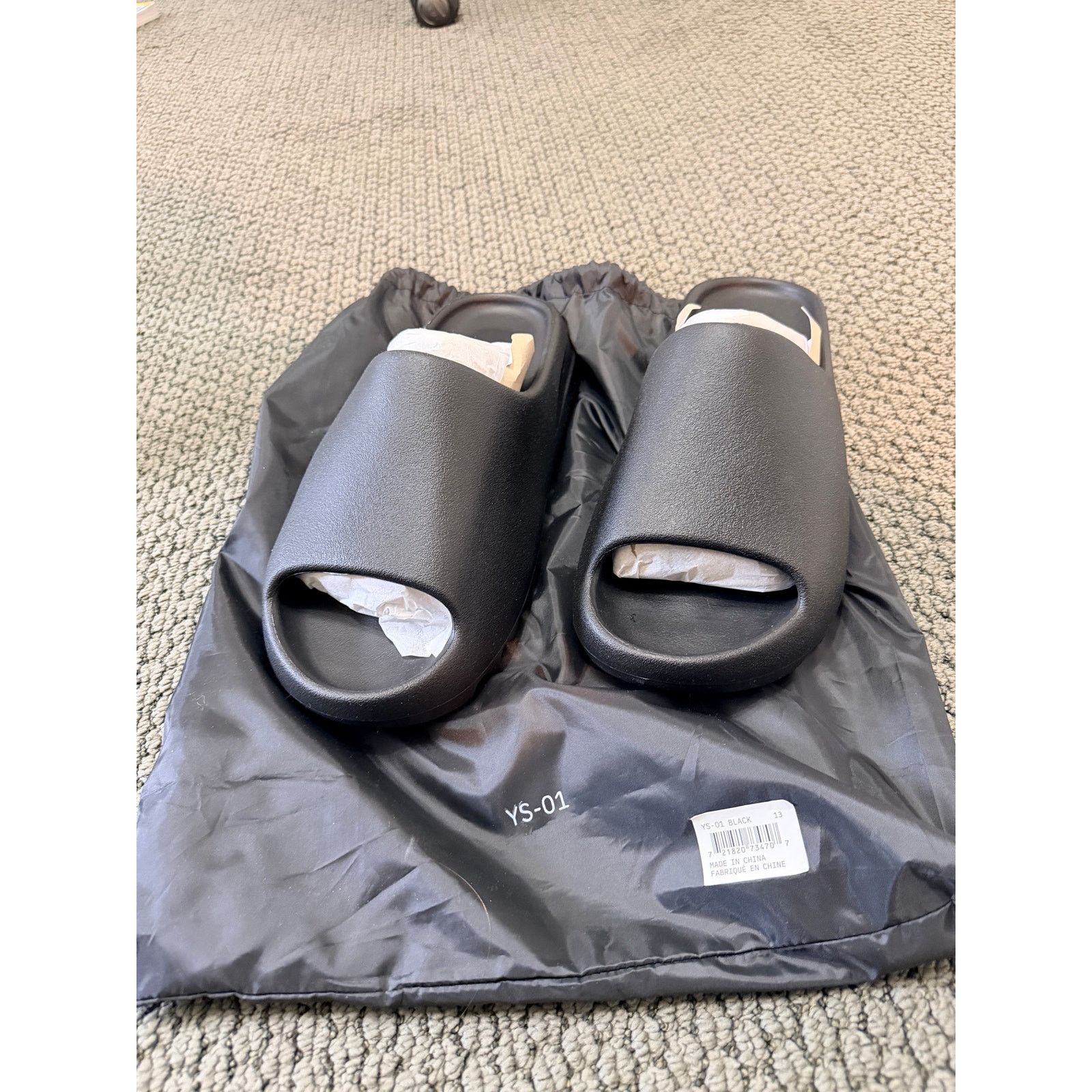 Yeezy NWT Yeezy Black YS-01 Sz 13 Size US 13 / EU 46 - 2 Thumbnail