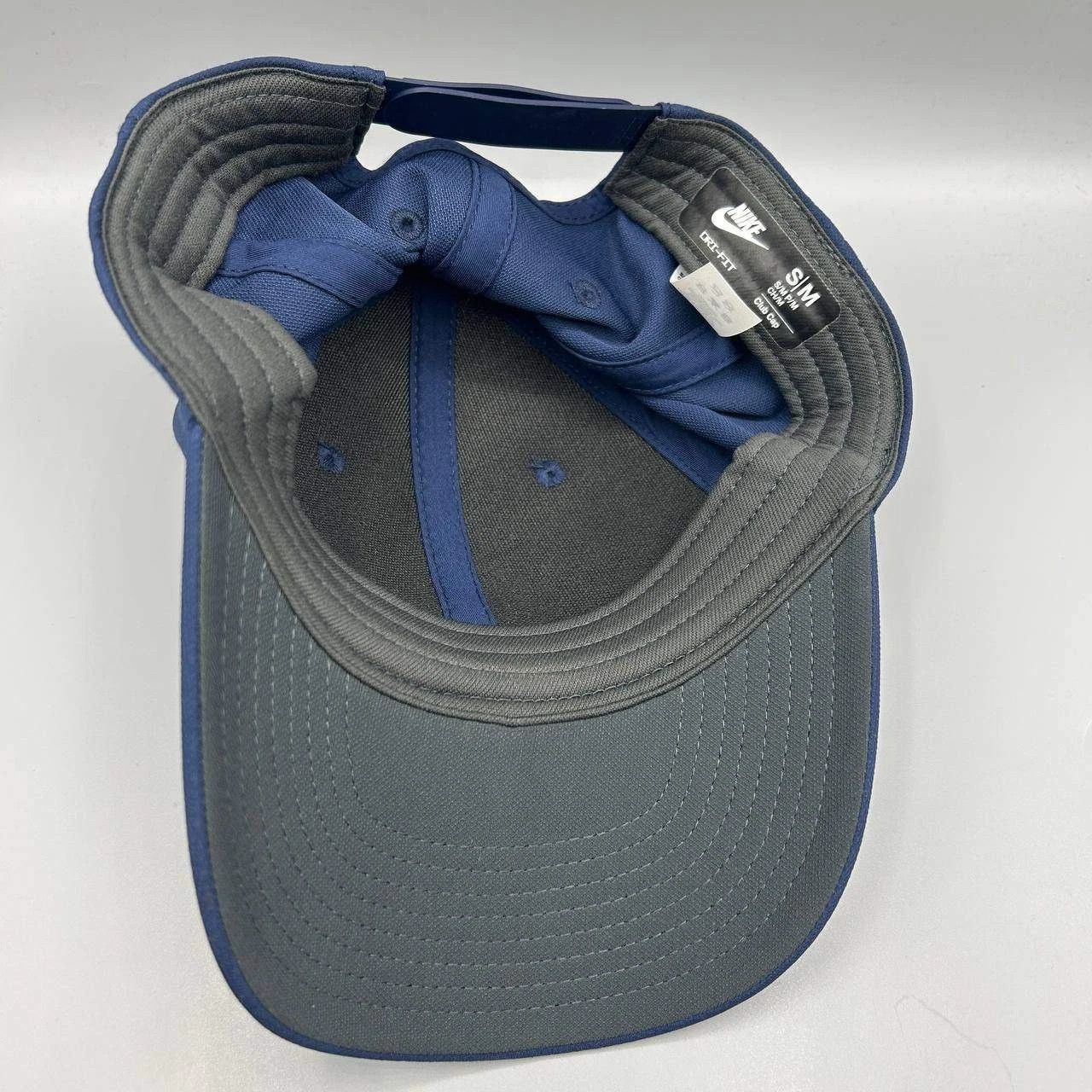 Nike Nike Club Dri-Fit Hat Men S-M Embroidered Swoosh Snap Back Size ONE SIZE - 2 Thumbnail