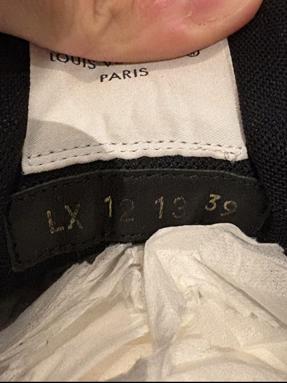 Louis Vuitton Louis Vuitton lv Trainer virgil abloh noir blanc taille 39 Size US 8 / IT 38 - 9 Thumbnail