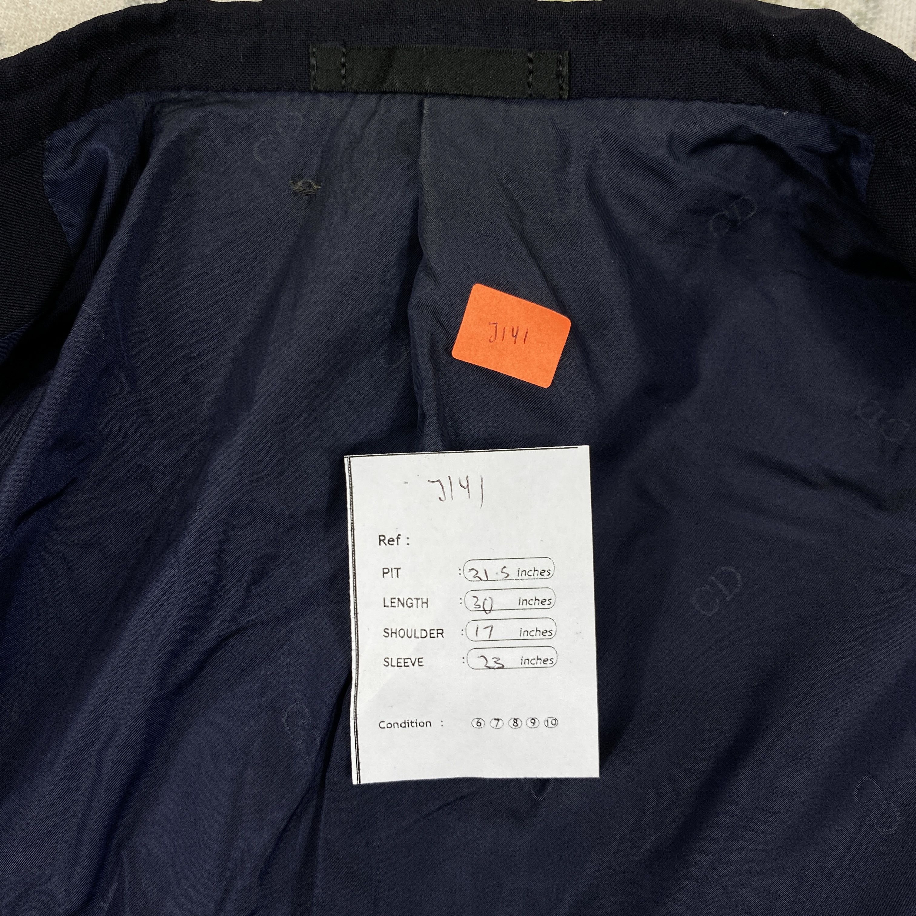 Christian Dior Monsieur Vintage Christian Dior Monsieur Classic Navy Blazzer -J141 Size US XXL / EU 58 / 5 - 4 Thumbnail