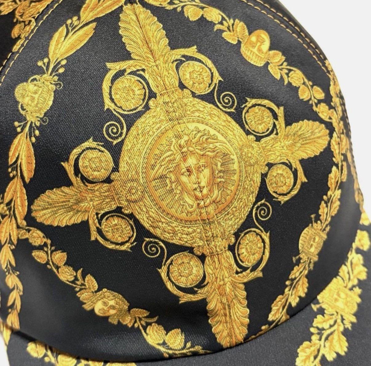 Versace Versace barocco baroque hat baseball cap medusa gold black Size ONE SIZE - 6 Thumbnail