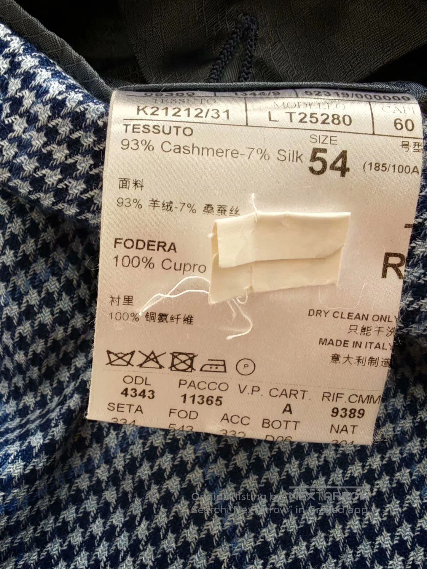 Canali canali cashmere suit in classic houndstooth. Size US L / EU 52-54 / 3 - 6 Thumbnail