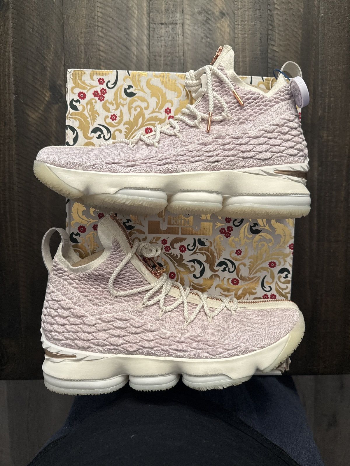 Kith × Nike Super rare Kith x Nike LeBron XV perf rose gold brand new Size US 13 / EU 46 - 6 Thumbnail