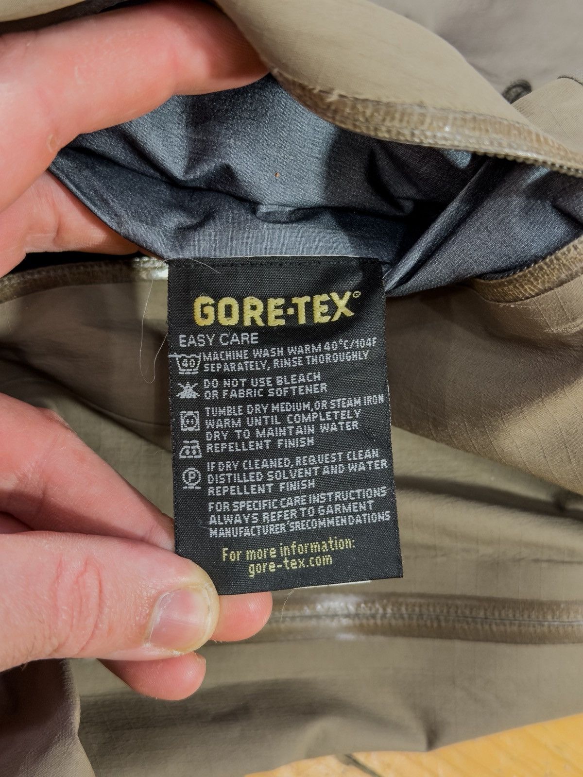 Arc'teryx Arcteryx proshell lightweight gore tex rain proof jacket Size US M / EU 48-50 / 2 - 10 Thumbnail