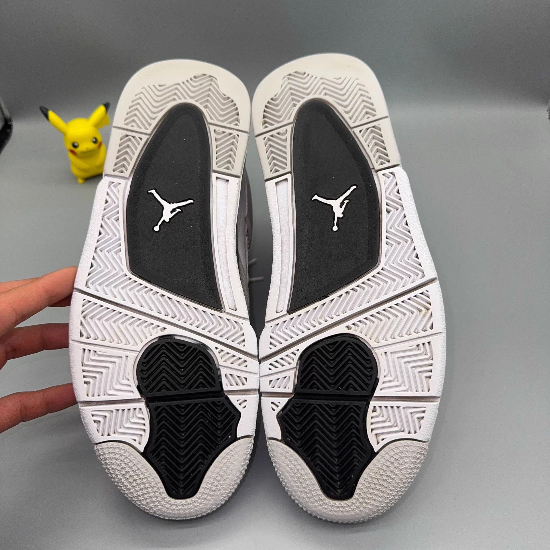 Nike Jordan AJ4 White Cement 42 Size US 9 / EU 42 - 4 Thumbnail