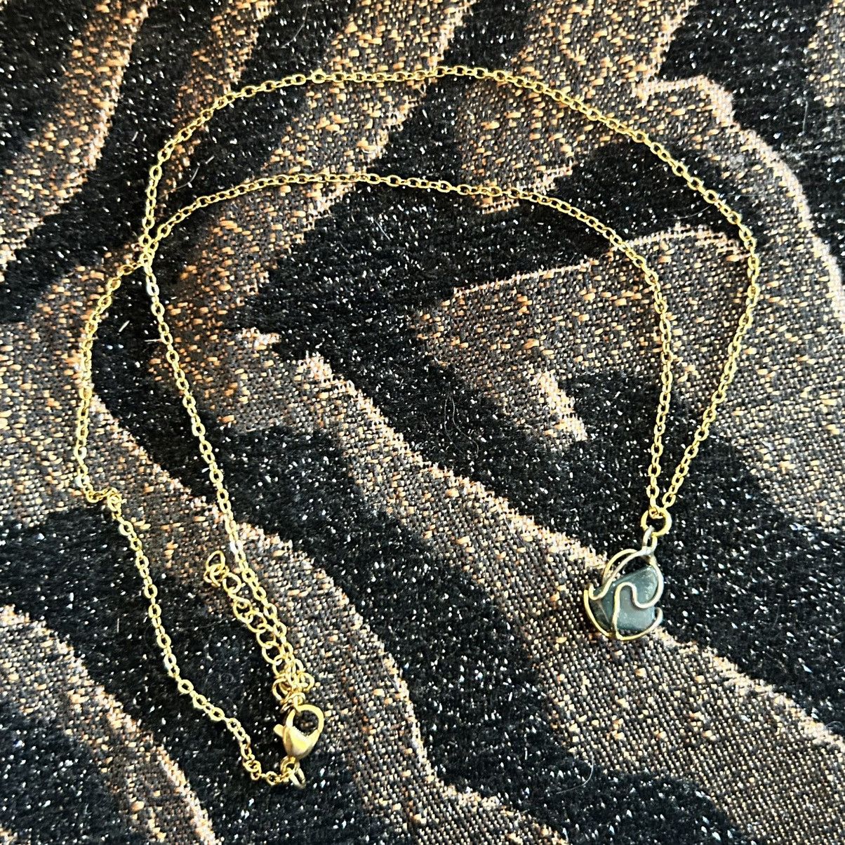 Handmade Handcrafted black agate wire caged pendant on chain necklace Size ONE SIZE - 7 Thumbnail