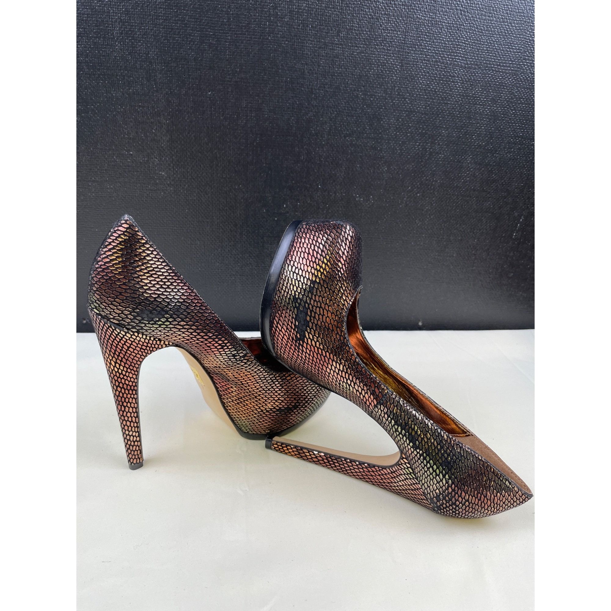 Other Truth or Dare By Madonna Women's Metallic Shoes/Heels 5.75" Size US 7 / IT 37 - 7 Thumbnail