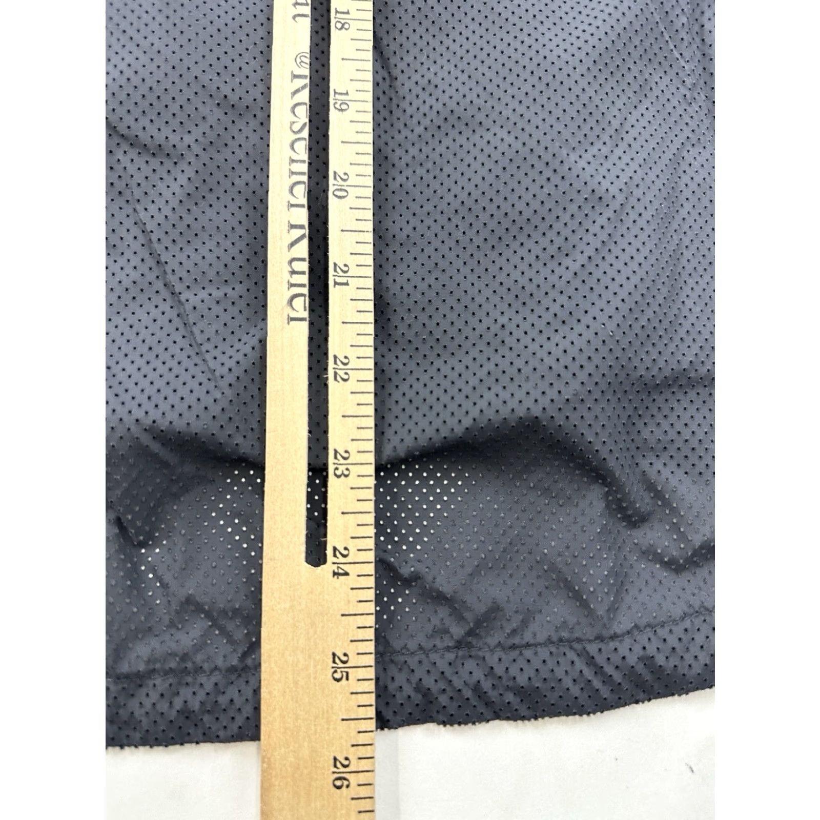 Nike NIKE Women's Small Black Lightweight Hooded Windbreaker Jacket for Running & Cross Training Size S / US 4 / IT 40 - 7 Thumbnail