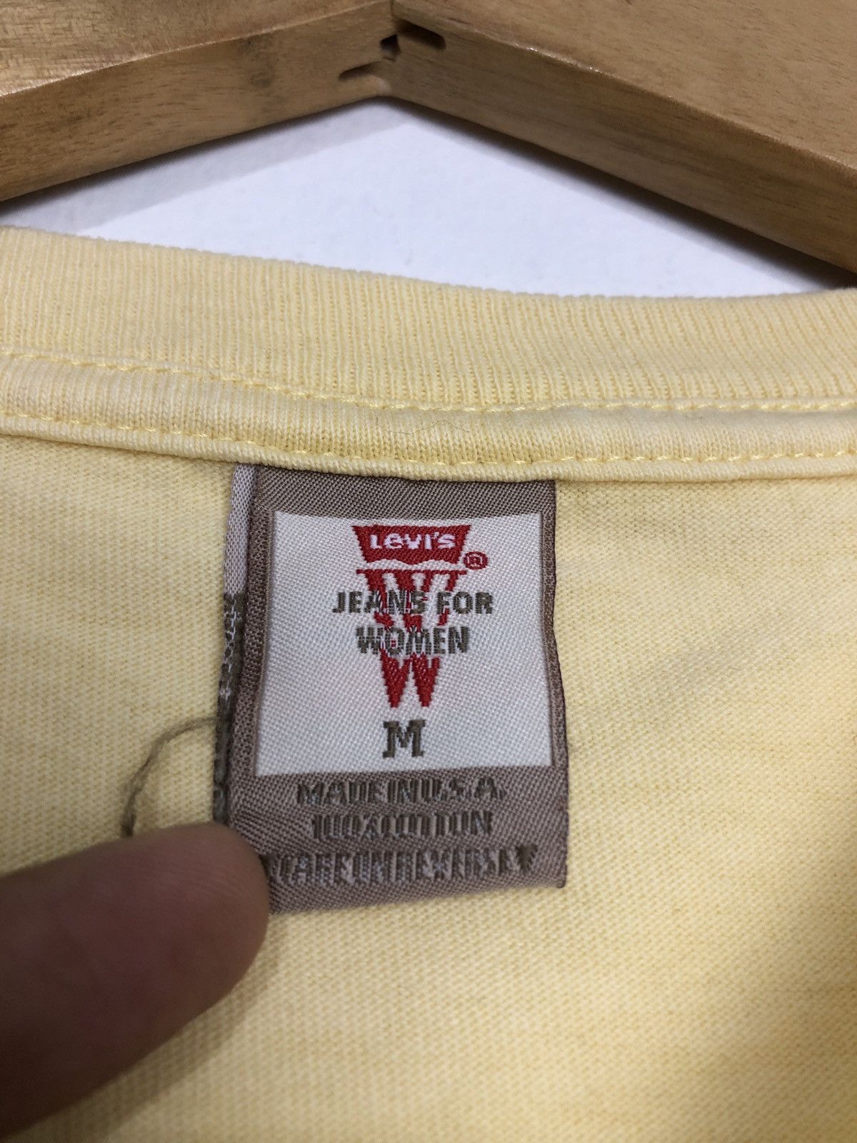 Levi's × Vintage Vintage Levi's T-Shirt Size US M / EU 48-50 / 2 - 4 Thumbnail