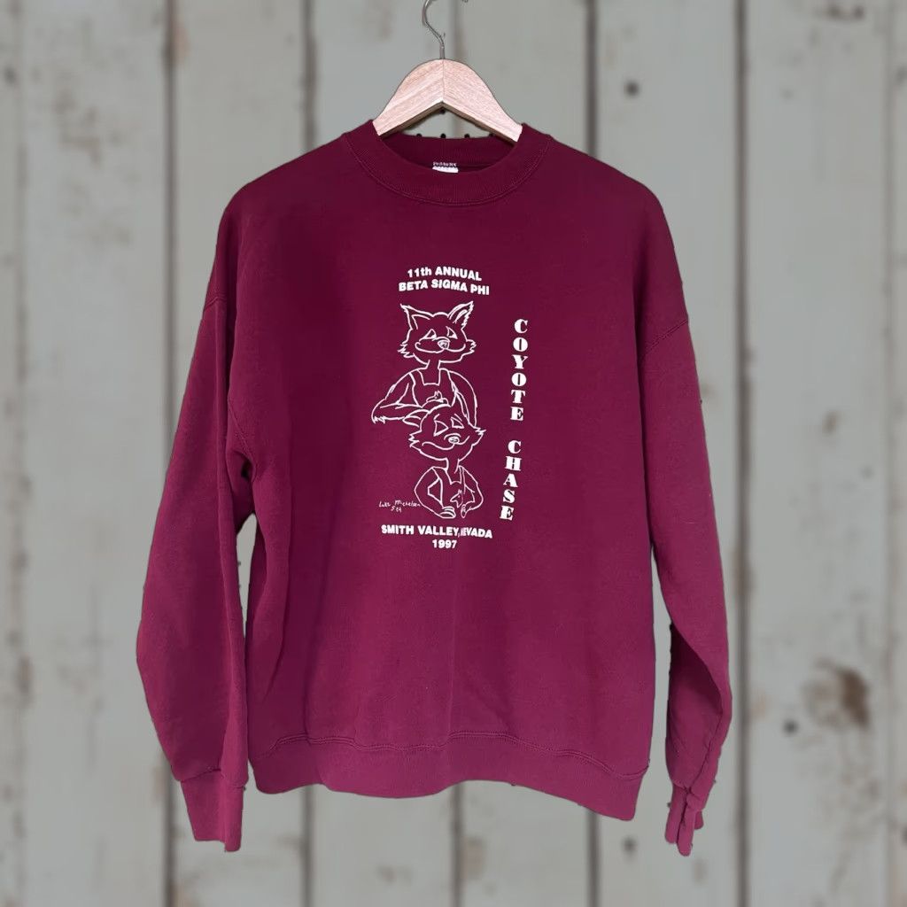 Fruit Of The Loom VINTAGE Fruit of the Loom Red Sweatshirt XL Unisex Adults Crew Neck Boxy Cotton Blend Coyote Chase Running Race Smith Valley NV BETA SIGMA PHI Size US XL / EU 56 / 4 - 1 Thumbnail