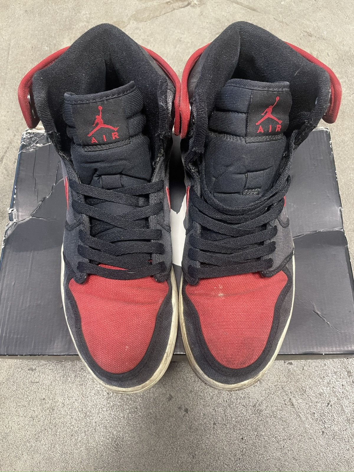 Jordan Brand 2012 Air Jordan 1 Retro AJKO Bred Size US 10 / EU 43 - 4 Thumbnail