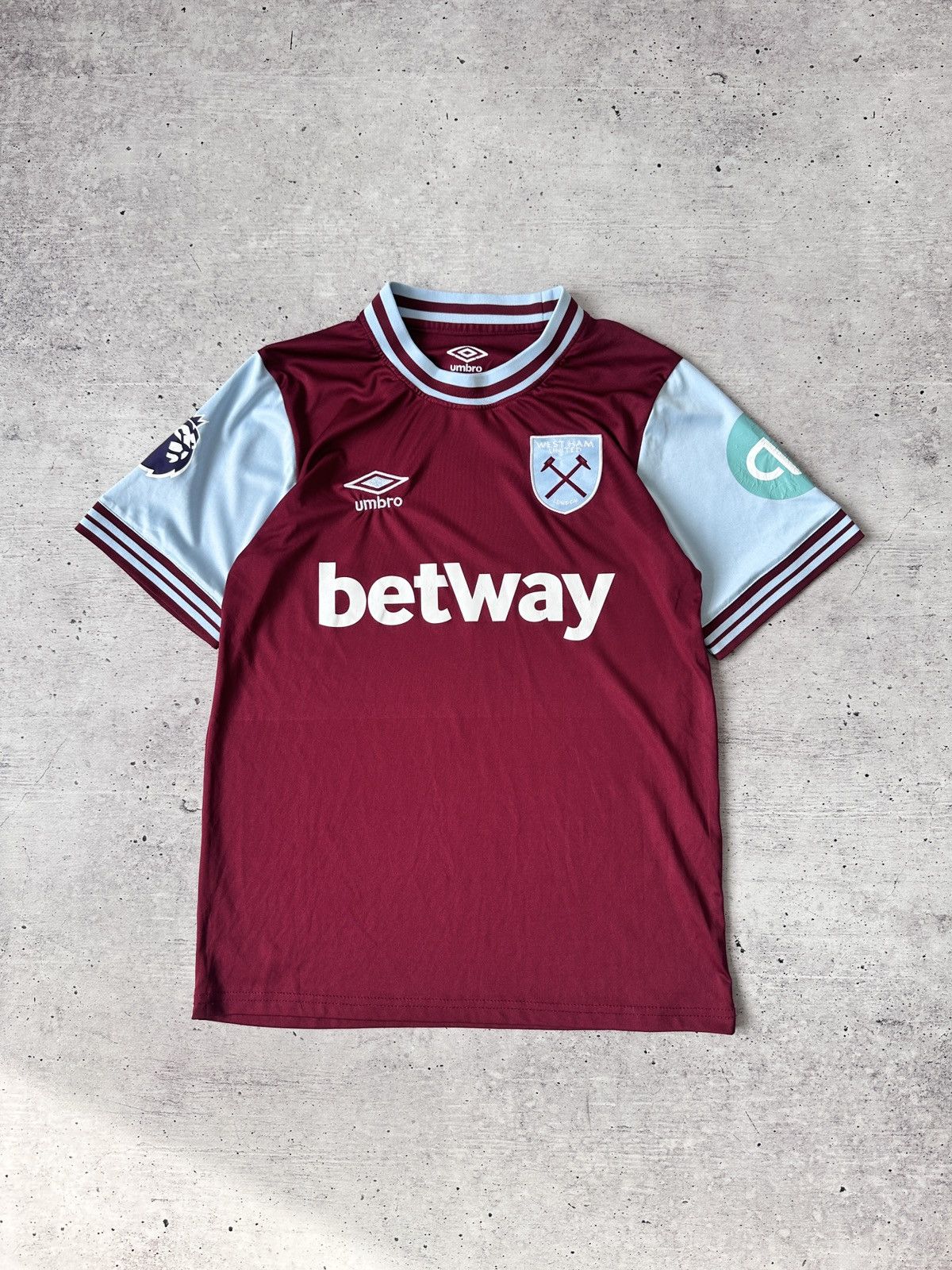 Umbro Umbro West Ham United Jersey Premier League Patches S Size US S / EU 44-46 / 1 - 1 Thumbnail