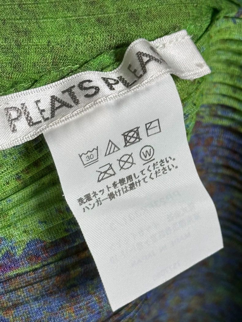 Issey Miyake Issey Miyake size:3 Red and green long-sleeved top Size XS / US 0-2 / IT 36-38 - 3 Thumbnail
