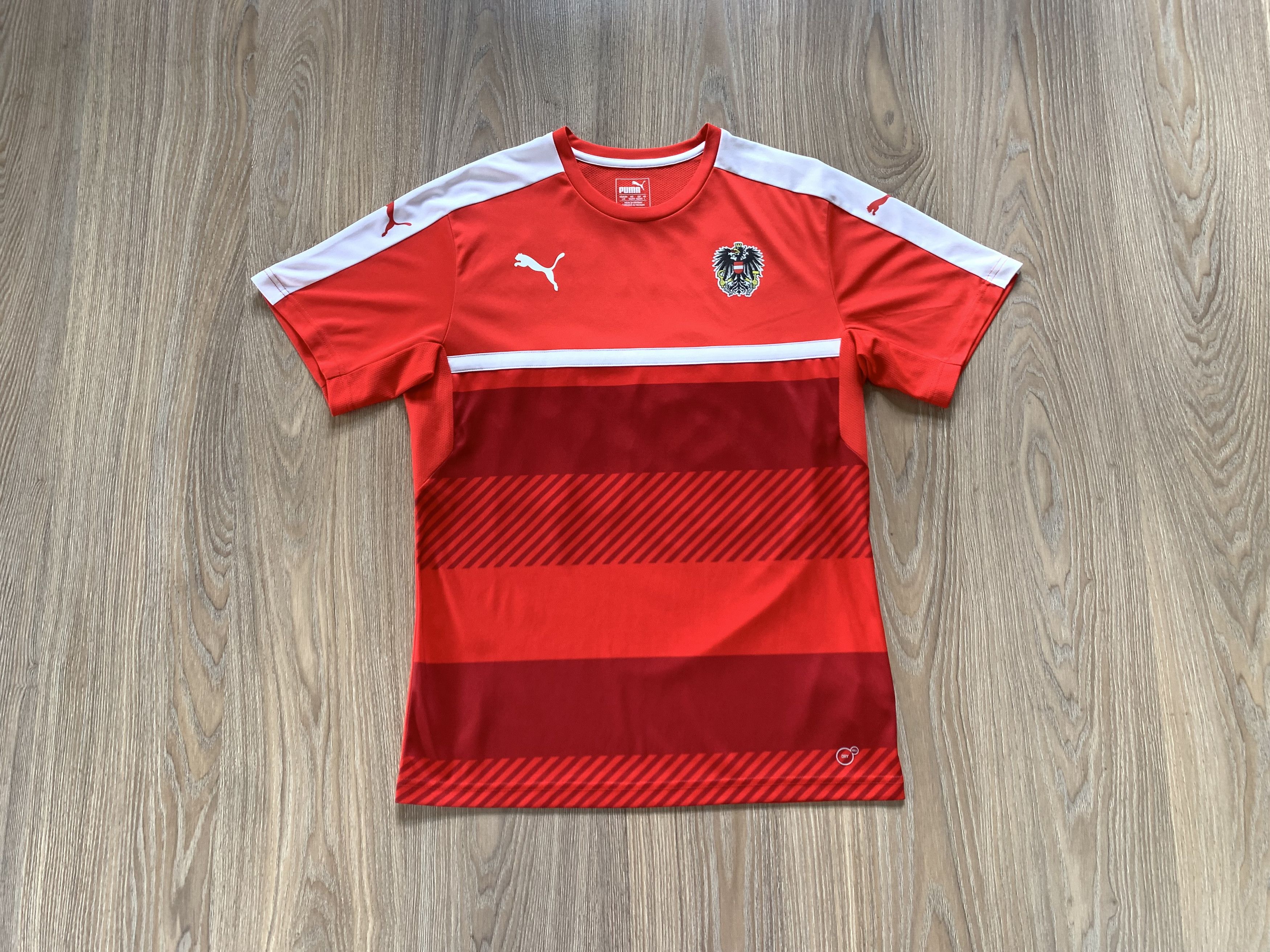 Puma Puma Austria Soccer Jersey Training T-Shirt 2016 Size US L / EU 52-54 / 3 - 1 Thumbnail