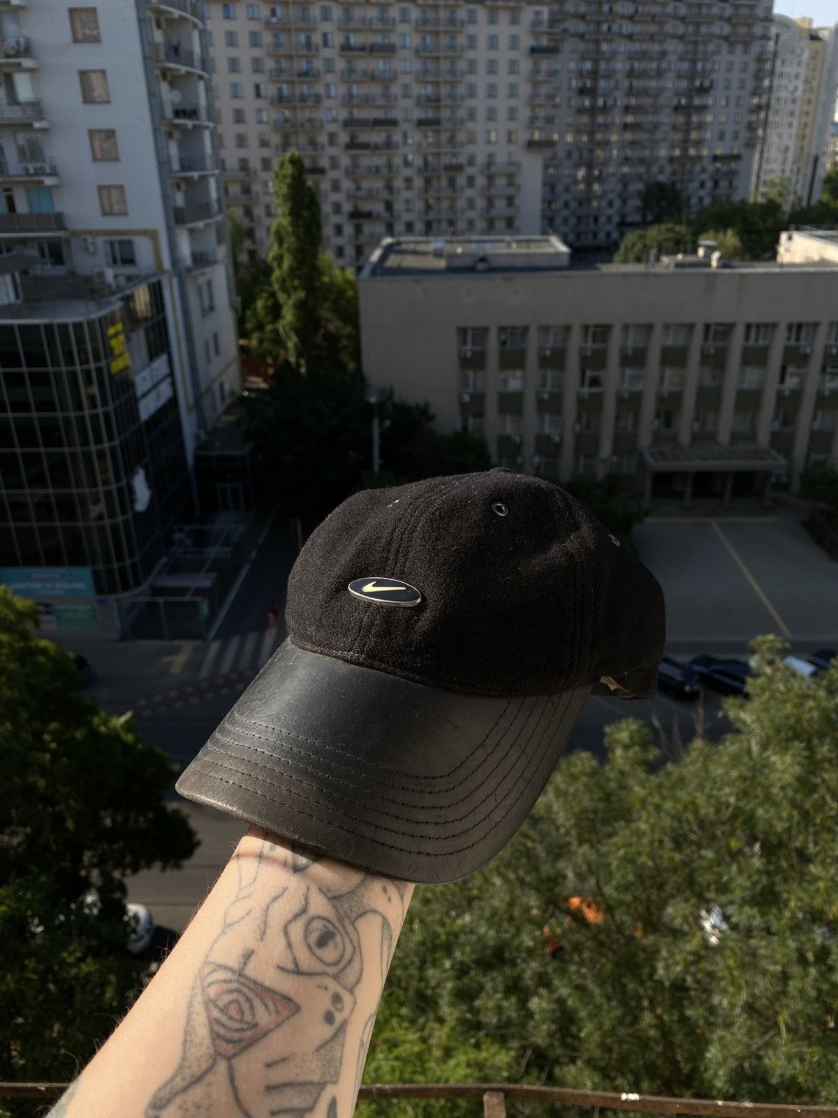Nike Nike vintage USA leather cap metal swoosh 90s Size ONE SIZE - 1 Thumbnail