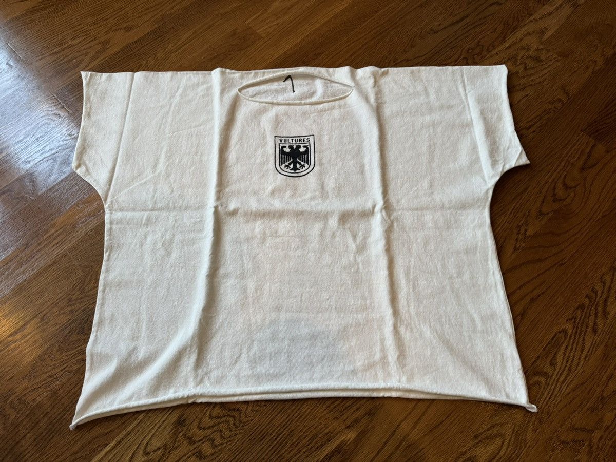 トップス YEEZY VULTURES 2 TEE WHITE SIZE3 Yeezy Vultures 2 Long T-Shirt White | eBay