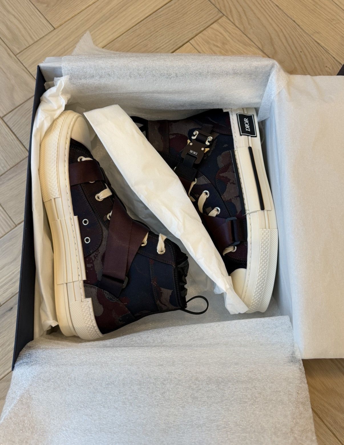 Dior NWT DIOR x PETER DOIG B23 HIGH TOP SNEAKERS Size US 7 / EU 40 - 4 Thumbnail