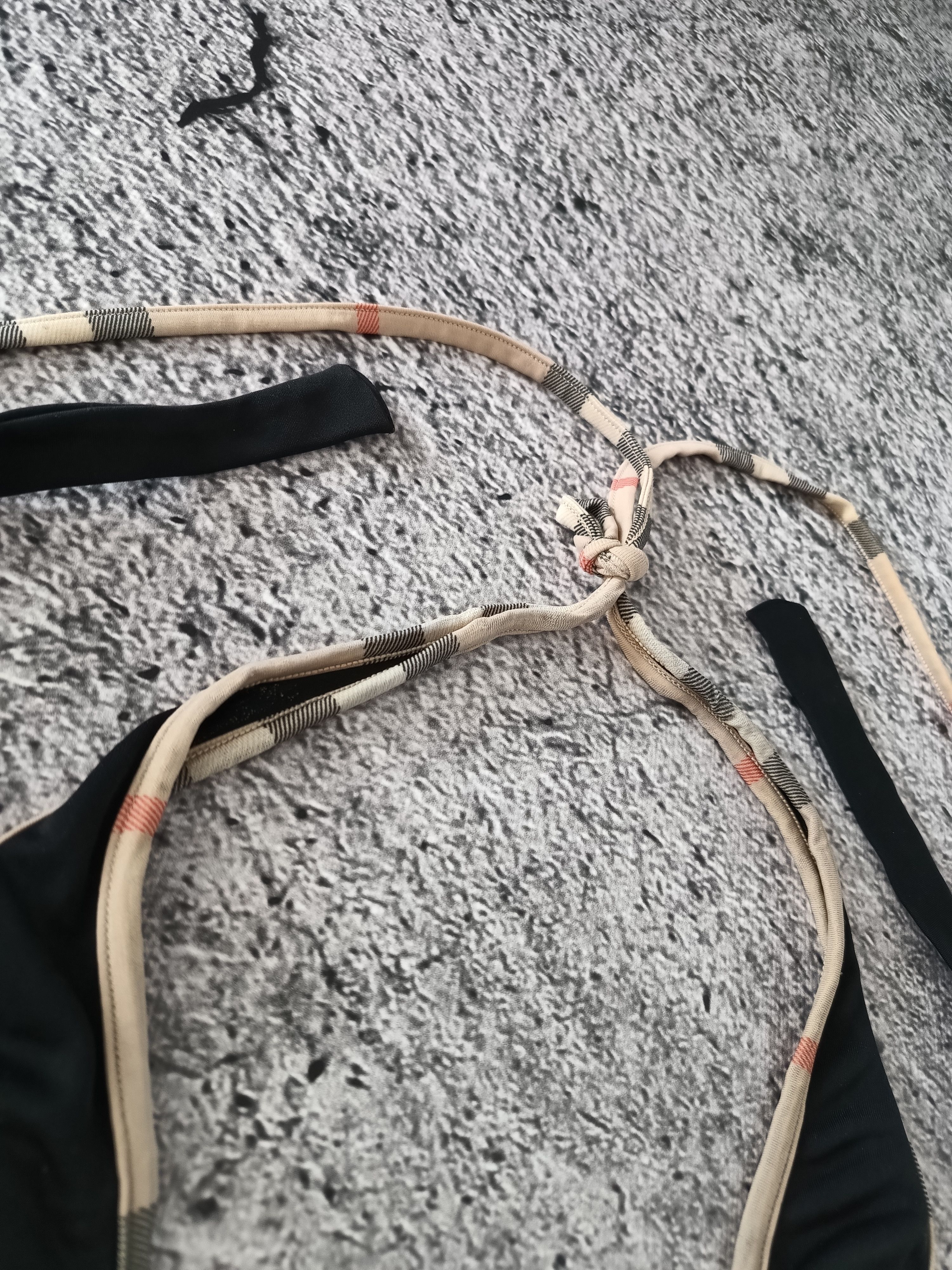 Burberry × Swims Burberry Swim Bra Bikini Swimwear size L Size ONE SIZE - 2 Thumbnail