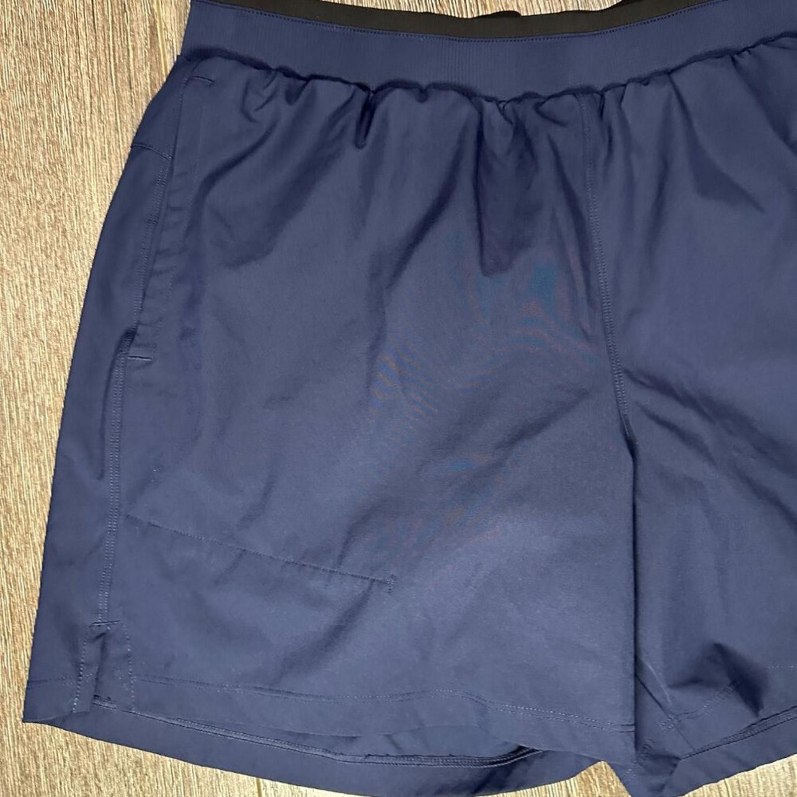 Fabletics Fabletics Men’s Athletic Shorts – Navy Blue – Fits Like M Size US 32 / EU 48 - 4 Thumbnail