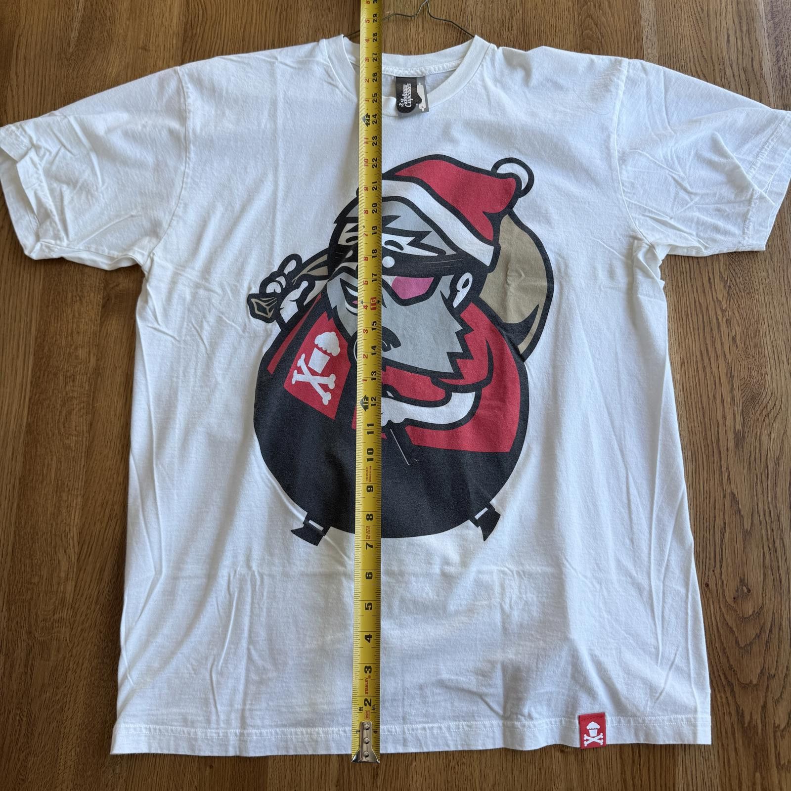 Unknown London Johnny Cupcakes Bad Santa Claus T-Shirt Vintage Vault Size L Size US L / EU 52-54 / 3 - 4 Thumbnail