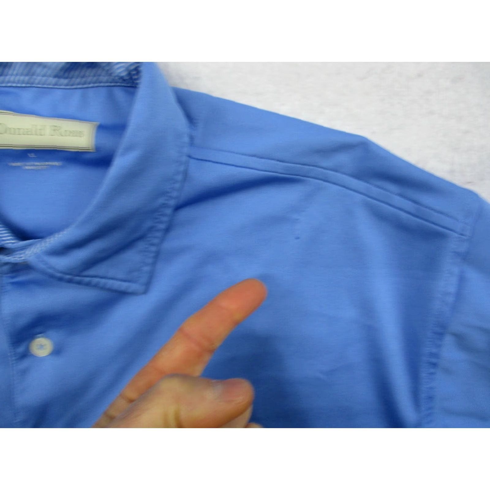 Vintage Donald Ross Golf Polo Shirt Men Large Sky Blue Short Sleeve 100% Polyester Breathable Moisture Wicking Logo Button Polo Shirt - Regular Fit Size US L / EU 52-54 / 3 - 4 Thumbnail