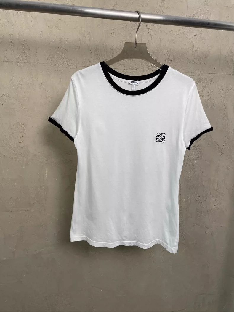 Loewe loewe white short sleeves 2504-Nextarrow Size US S / EU 44-46 / 1 - 1 Thumbnail