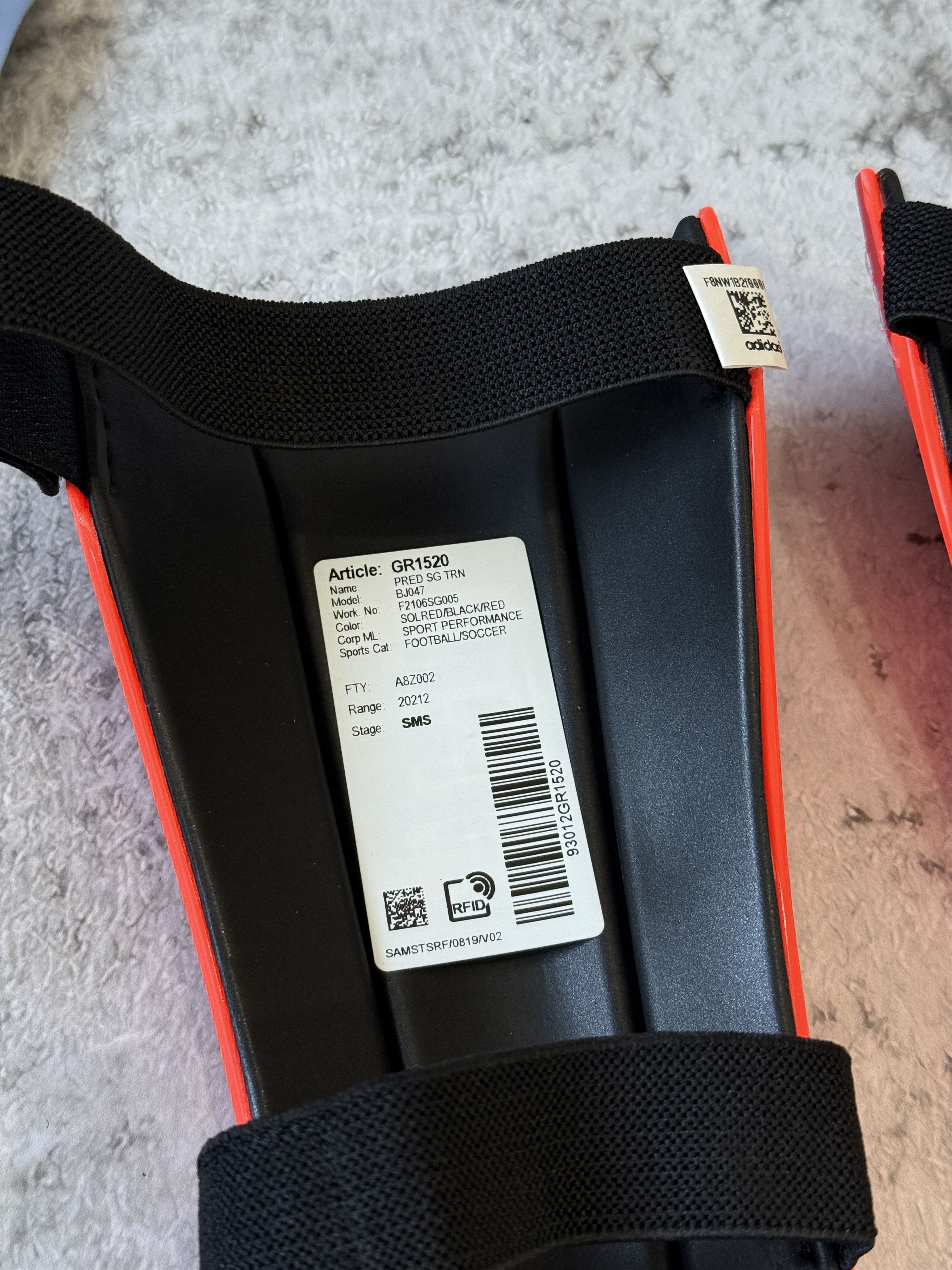 Adidas Adidas Predator Training Performance SHIELD GR1520 Size ONE SIZE - 9 Thumbnail