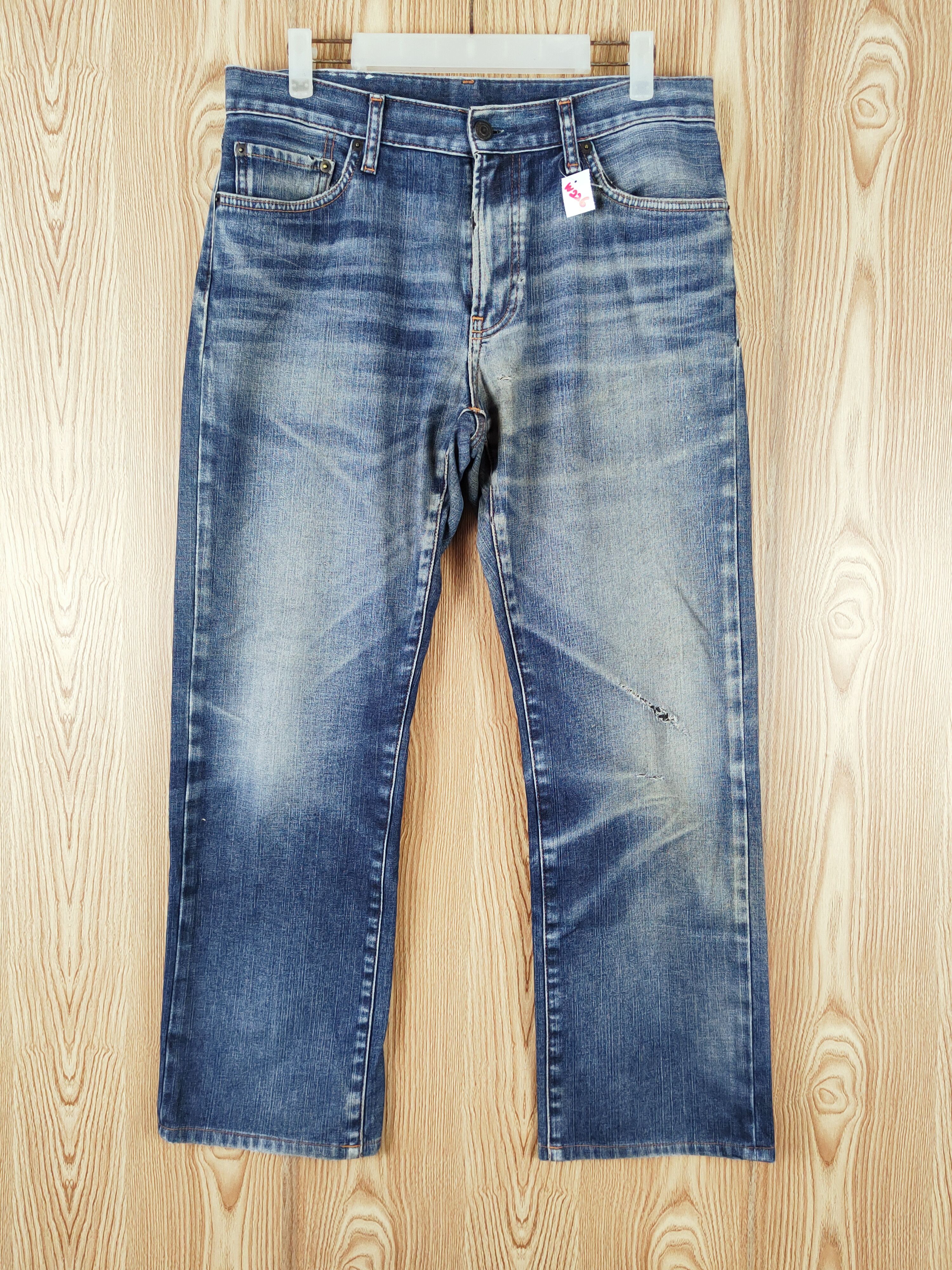 Japanese Brand Uniqlo Dark Blue Distressed Ripped Jeans #W226 Size US 32 / EU 48 - 1 Thumbnail