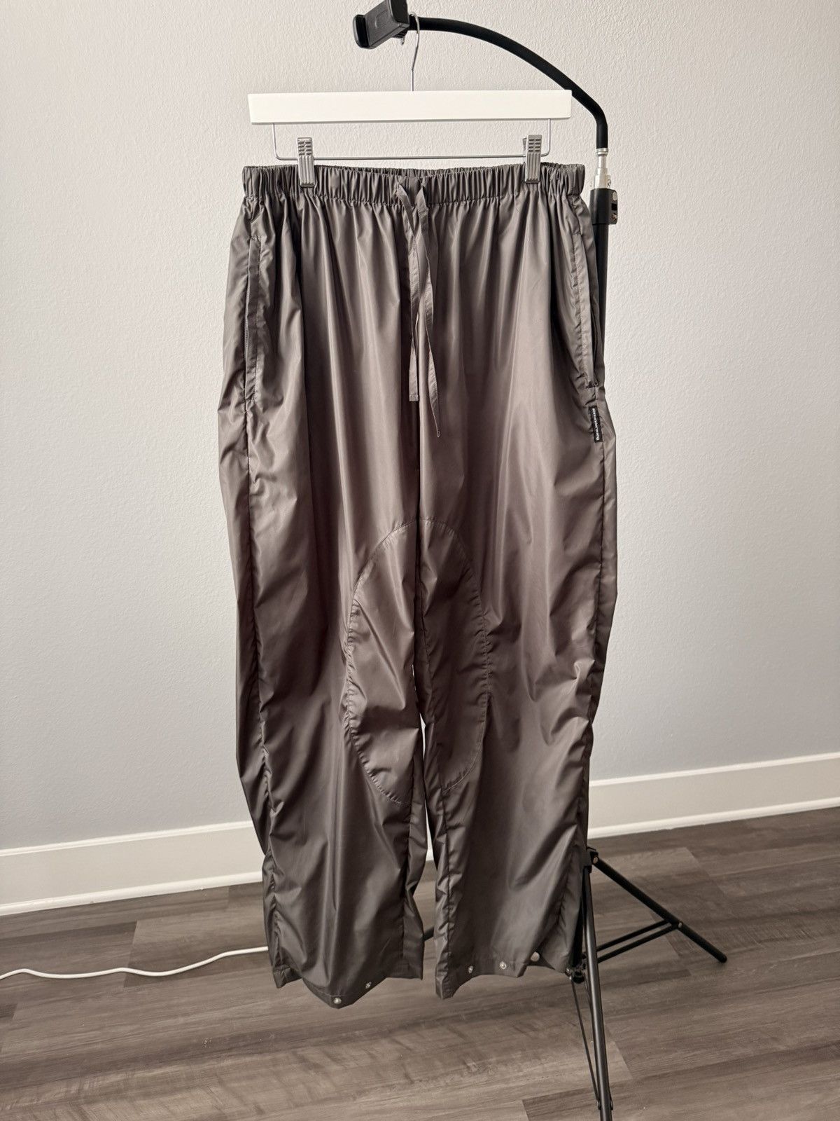 Alexander Wang Articulated Track Pant in Crisp Nylon Size US 30 / EU 46 - 2 Thumbnail