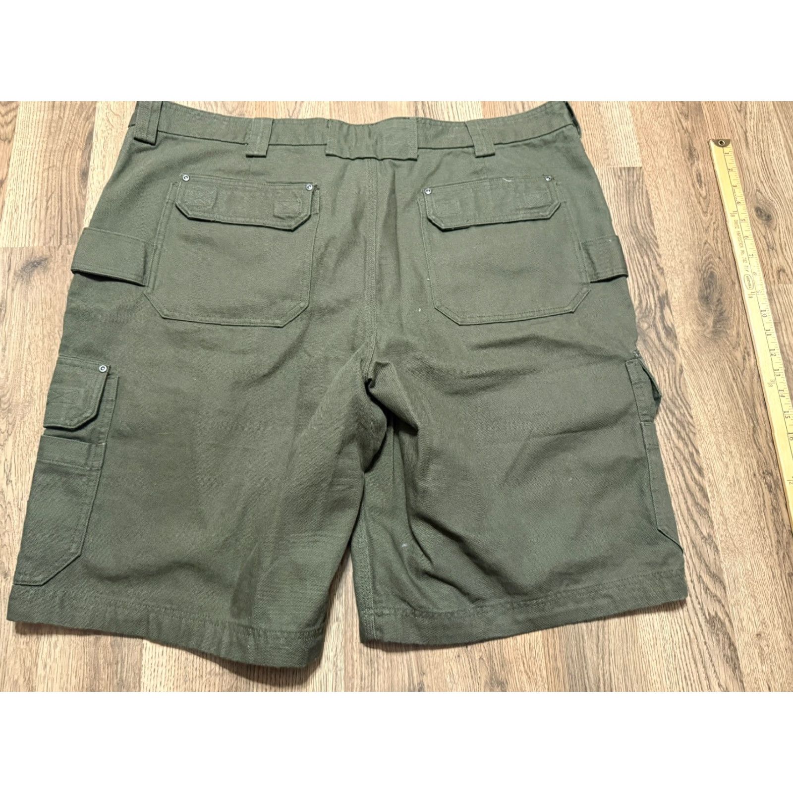 Vintage Duluth Cargo Shorts Mens Size 46 Brown Green Pockets Regular 46 Cargo Shorts Mens Brown Green Vintage No Size US 30 / EU 46 - 2 Thumbnail