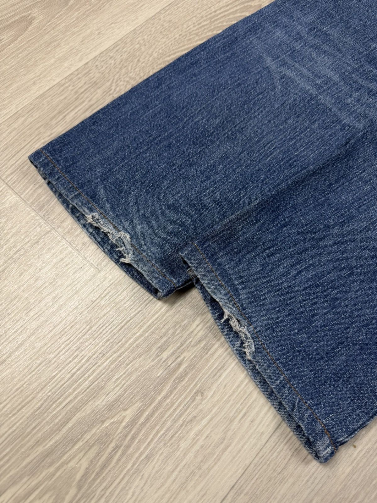 Gucci Vintage Gucci Women Distressed Denim Jeans Size 32" / US 10 / IT 46 - 9 Thumbnail