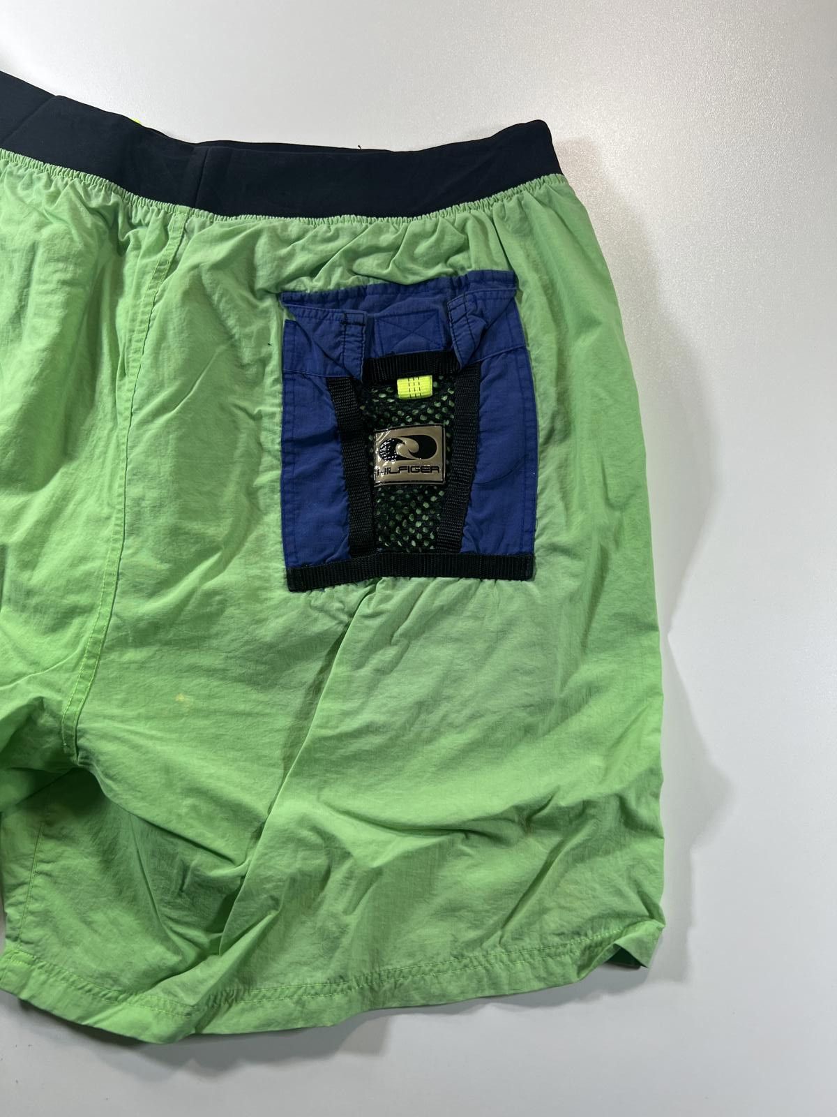 Tommy Hilfiger Vintage Hilfiger Green and Blue Men's shorts XL Size US 36 / EU 52 - 2 Thumbnail