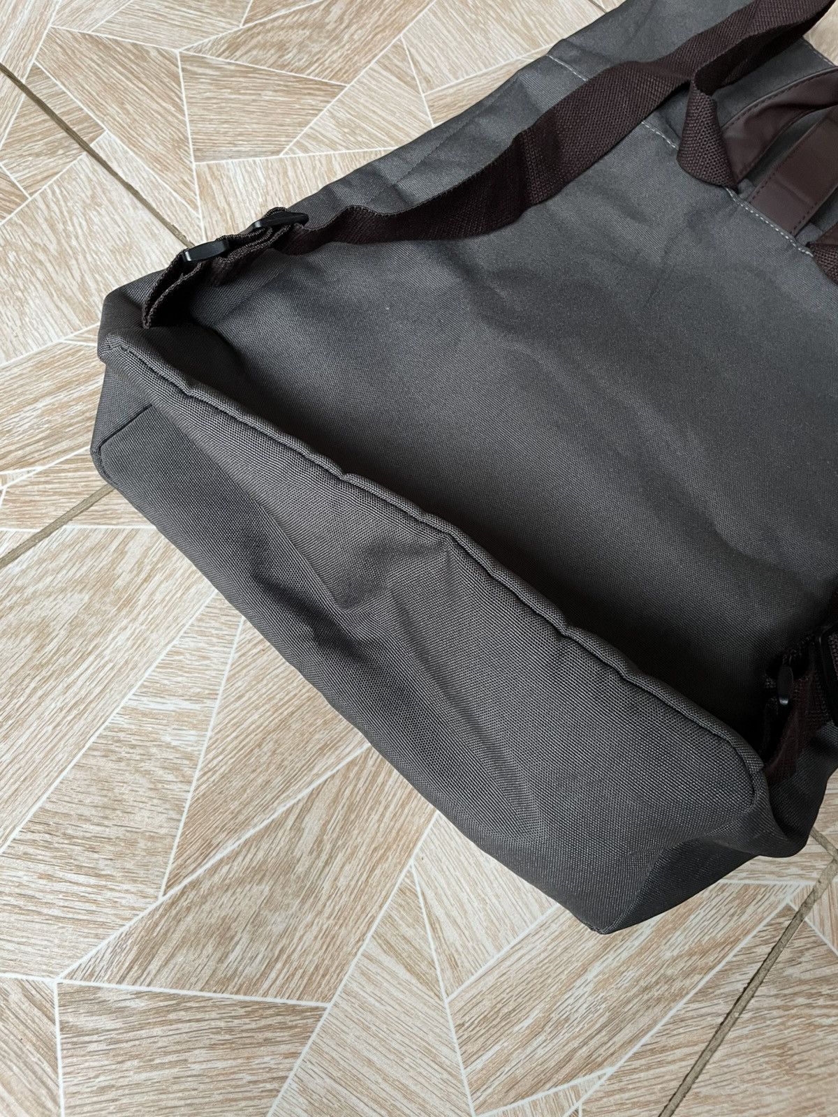 Issey Miyake × Japanese Brand × Vintage Japanese Designer Issey Miyake Parfums Bag Gray Size ONE SIZE - 8 Thumbnail