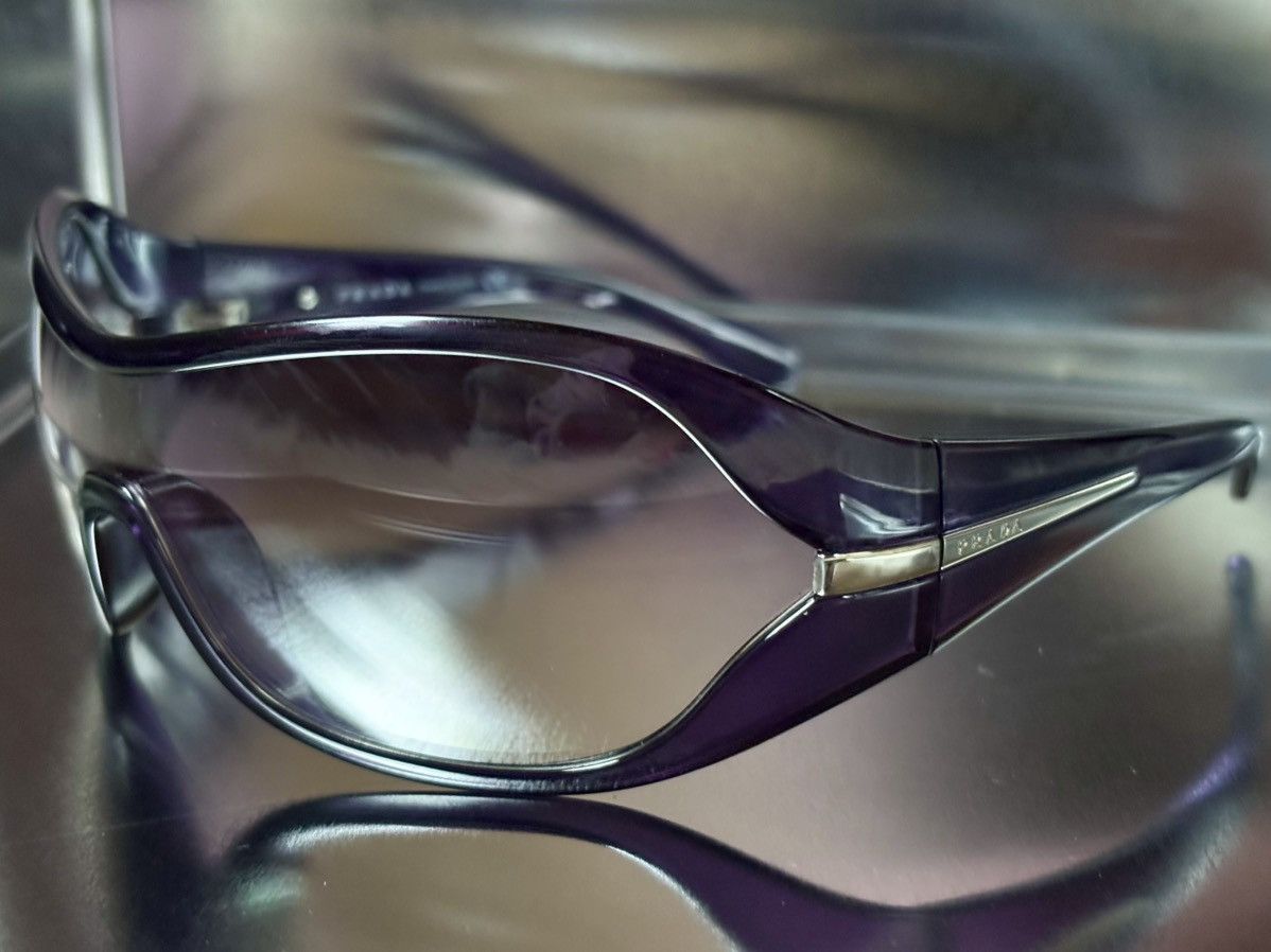 Prada × Vintage Vintage Prada Sunglasses Size ONE SIZE - 3 Thumbnail