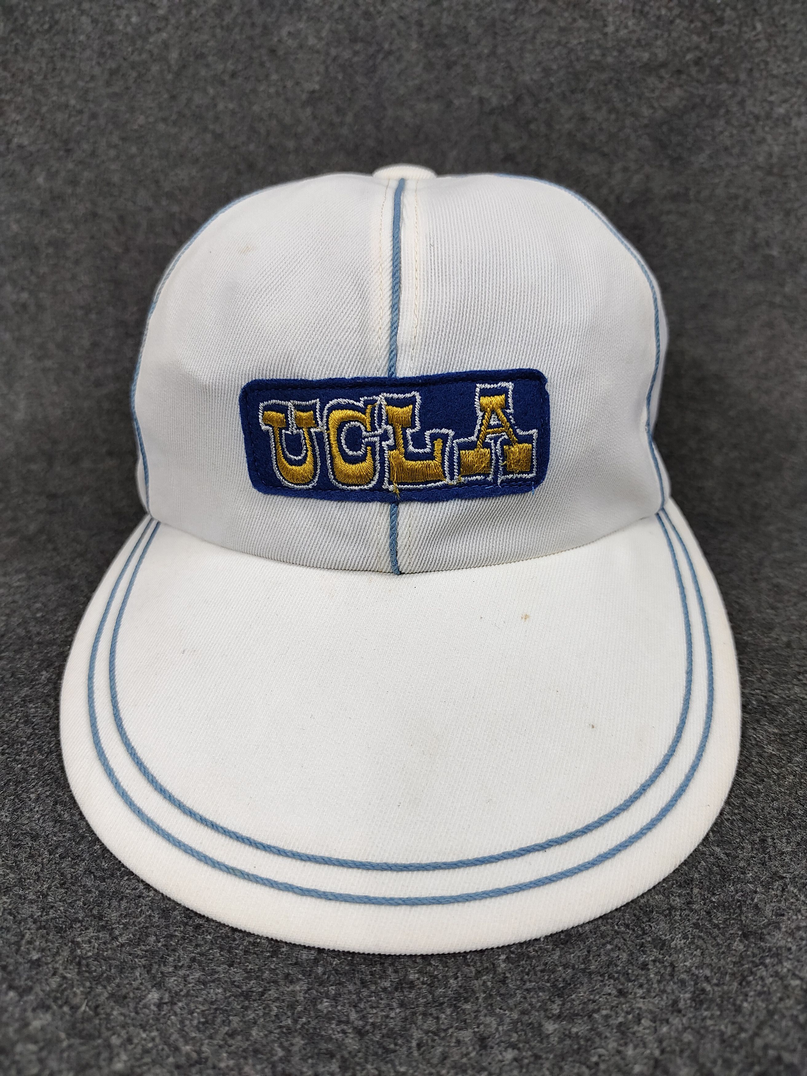 Vintage 80s UCLA-Athletic License Classic Collegiate Logo Embroidery Size ONE SIZE - 1 Thumbnail