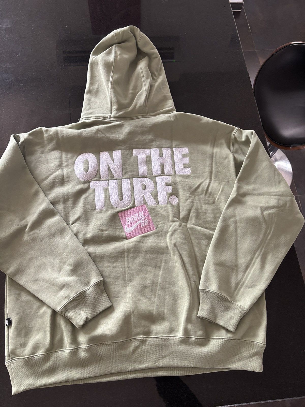 Born X Raised × Nike Nike sb x born X raised “ on the turf hoodie “ Size US XL / EU 56 / 4 - 14 Thumbnail