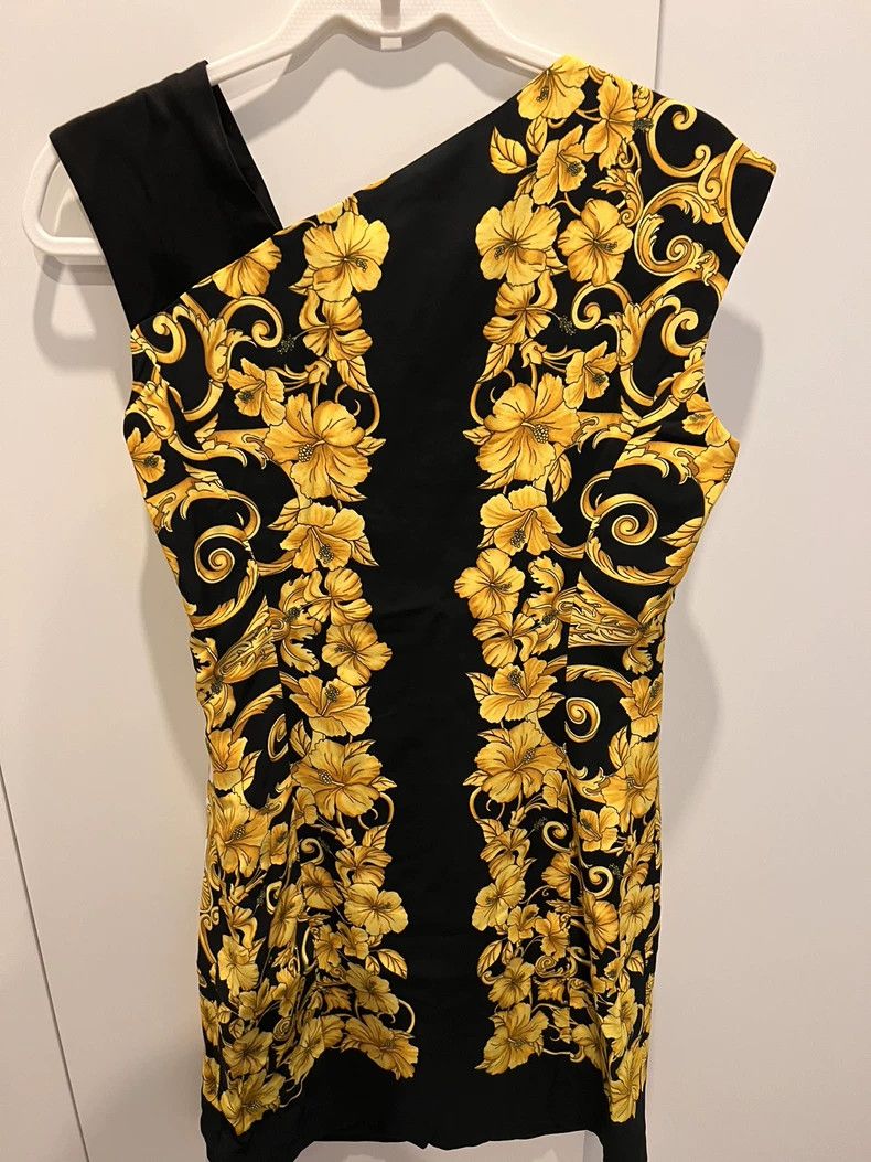 Versace Versace Sleeveless dress Size M / US 6-8 / IT 42-44 - 2 Thumbnail