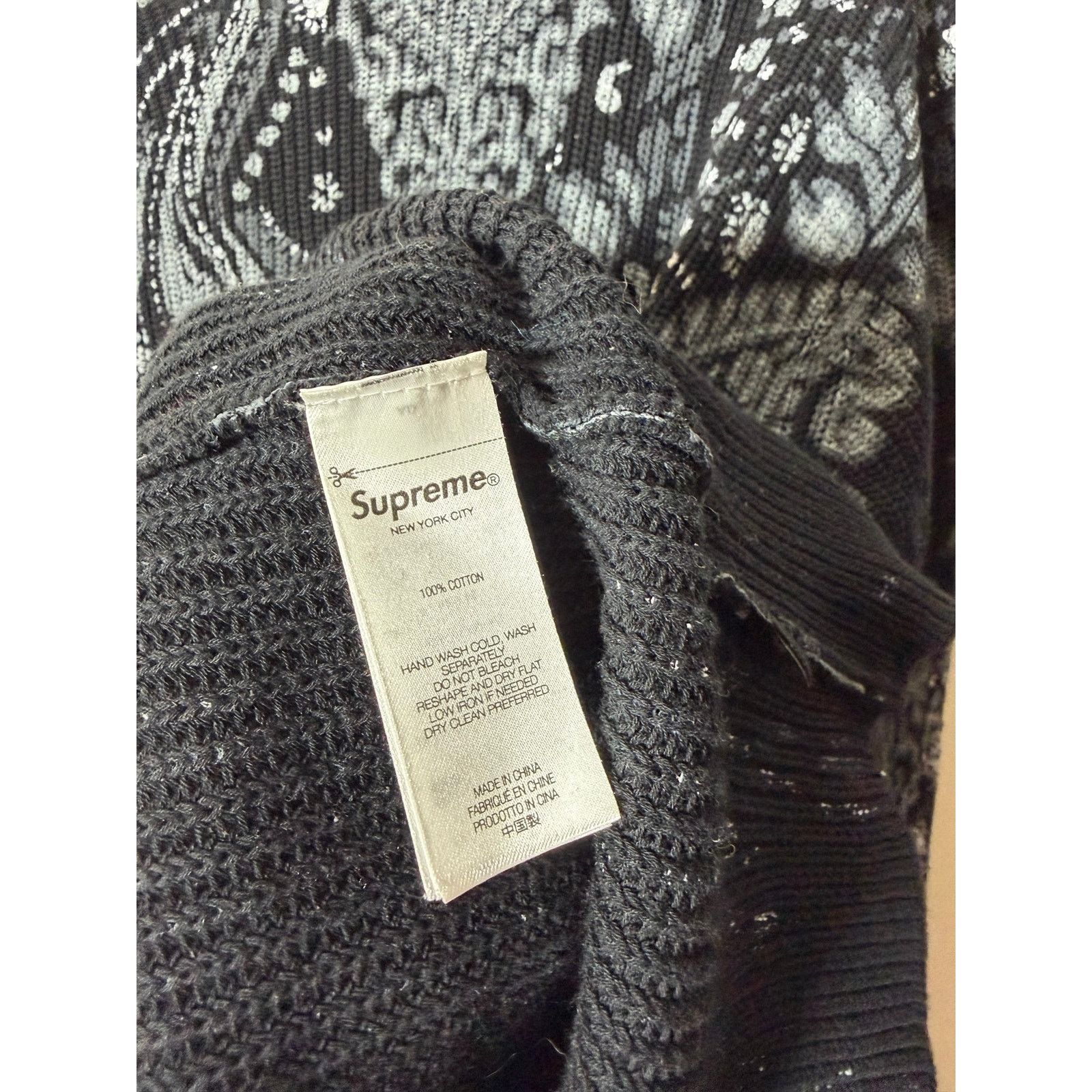 Supreme Supreme Printed Paisley Sweater 'Black' SS24 Size US M / EU 48-50 / 2 - 5 Thumbnail